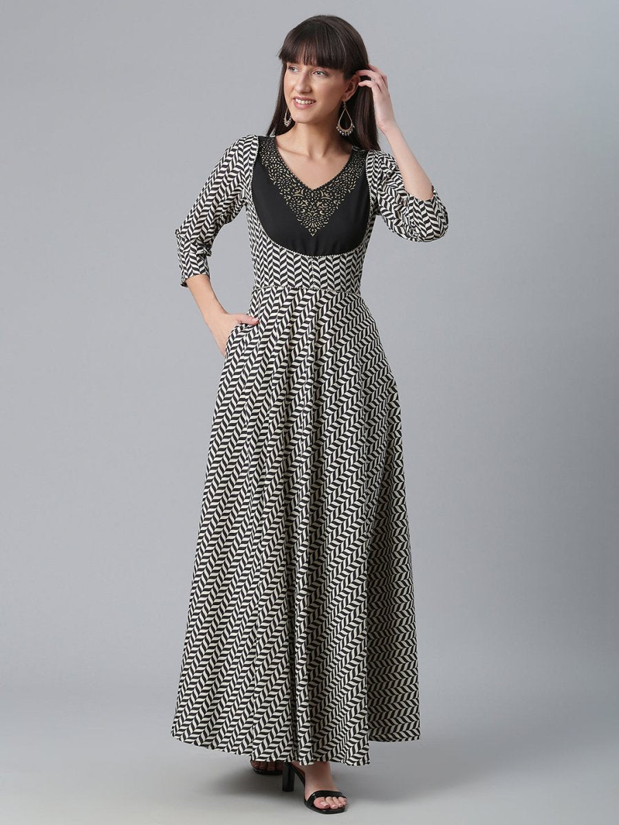 Ahalyaa Crepe Black Digital Printed Kurti | Swadesiicart