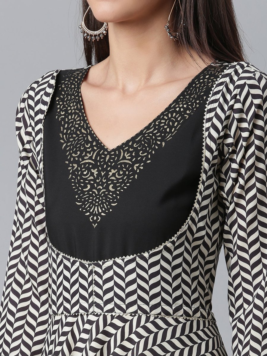Ahalyaa Crepe Black Digital Printed Kurti | Swadesiicart