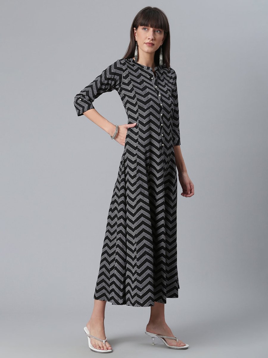 Ahalyaa Crepe Black Printed Kurta | Swadesiicart