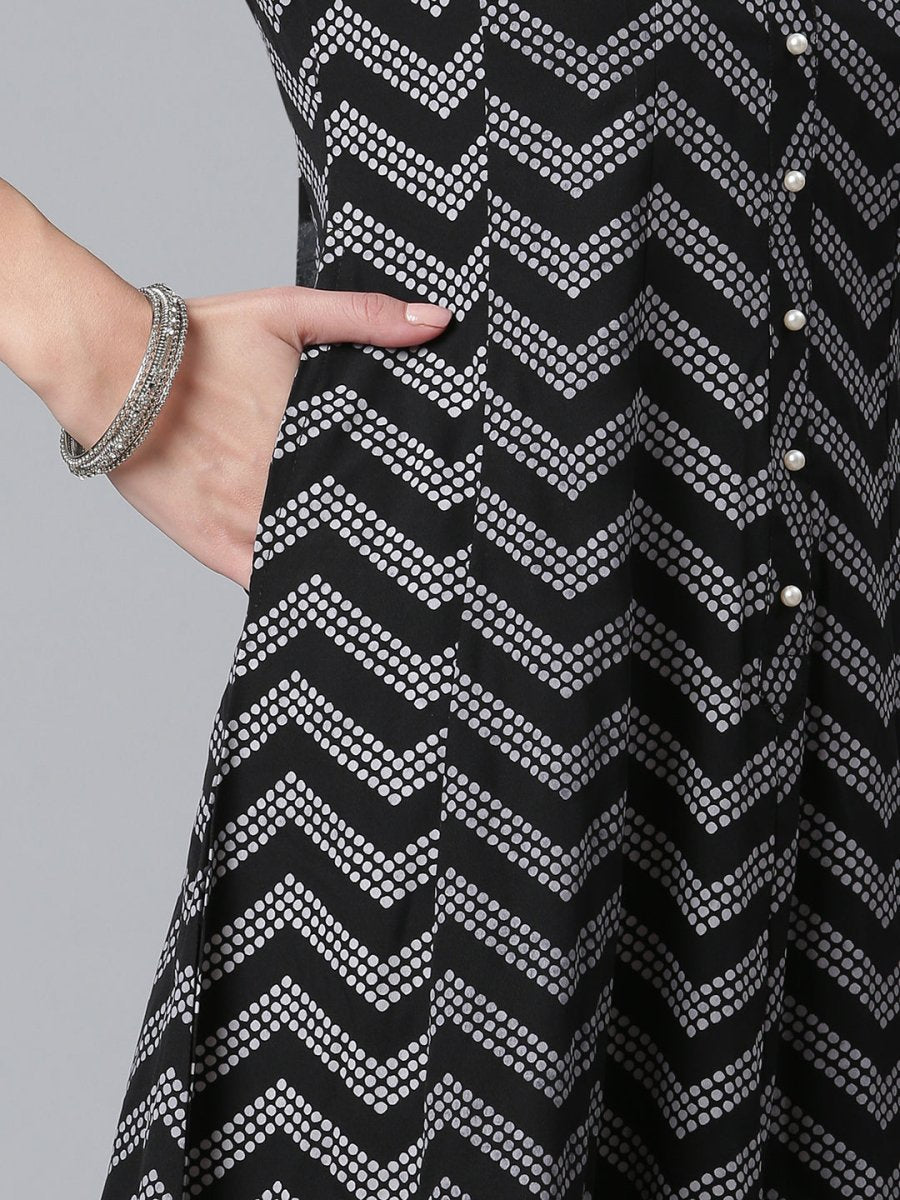 Ahalyaa Crepe Black Printed Kurta | Swadesiicart