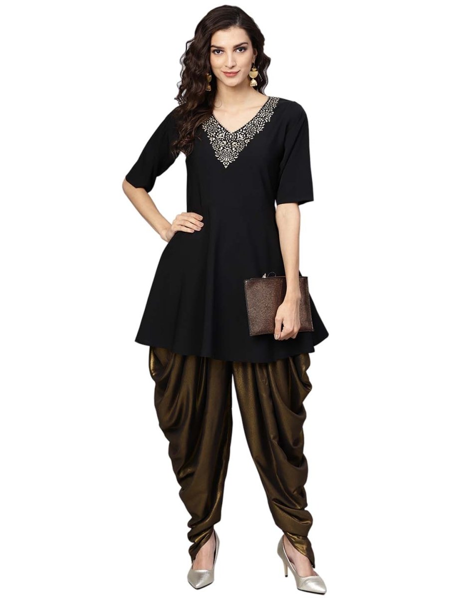 Ahalyaa Black A-line Crepe Kurta Set | Swadesiicart
