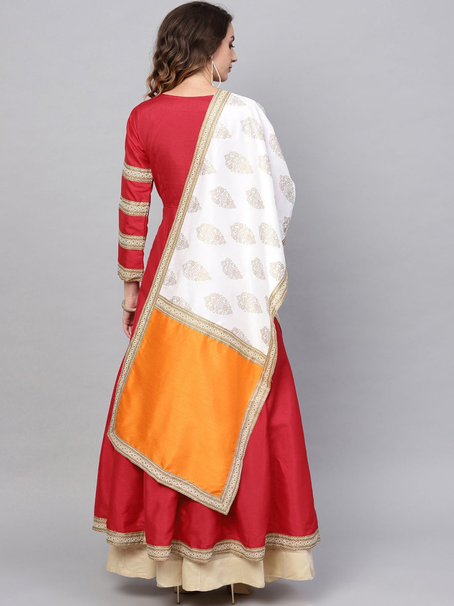 Ahalyaa Red Solid Anarkali Kurta With Dupatta | Swadesiicart
