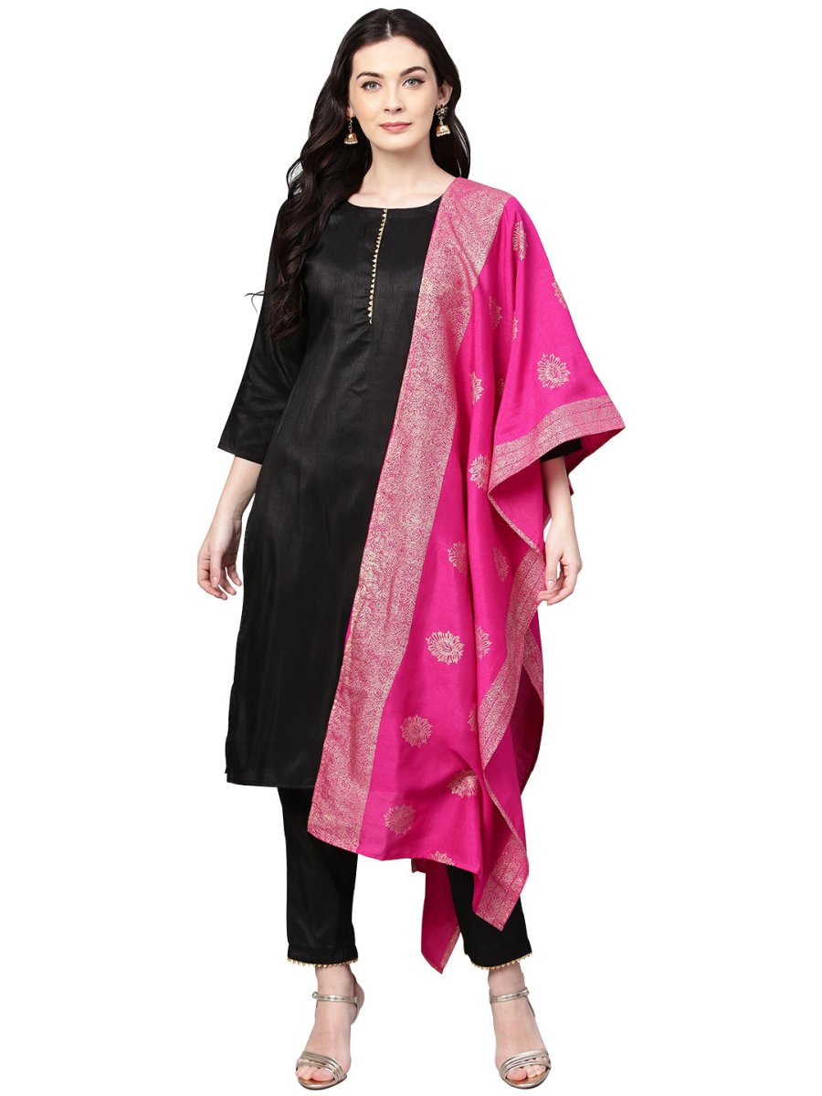 Ahalyaa Black With Bright Pink Kurta Set | Swadesiicart