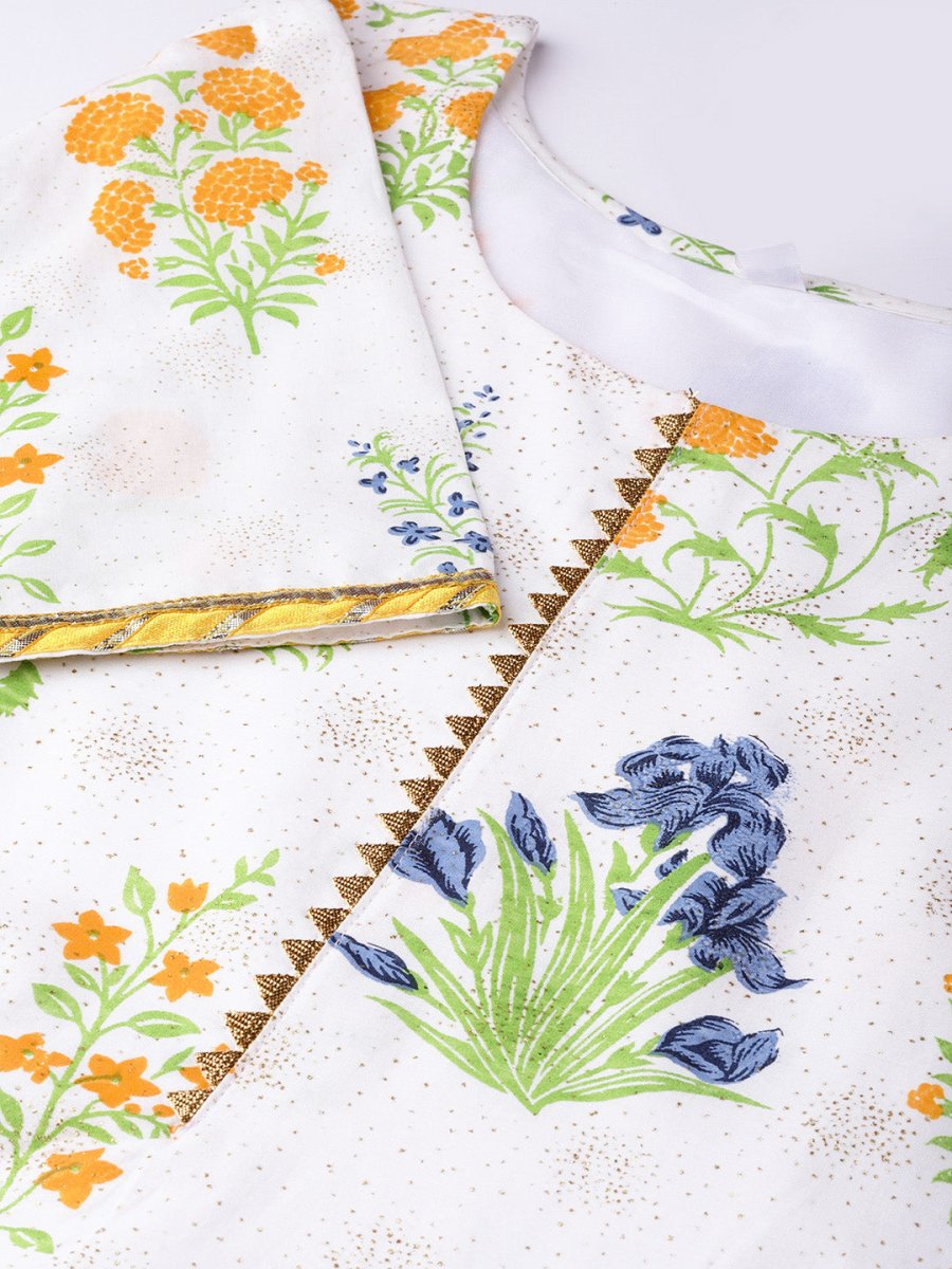 Ahalyaa Women Off white Printed Beautiful Kurta Set | Swadesiicart