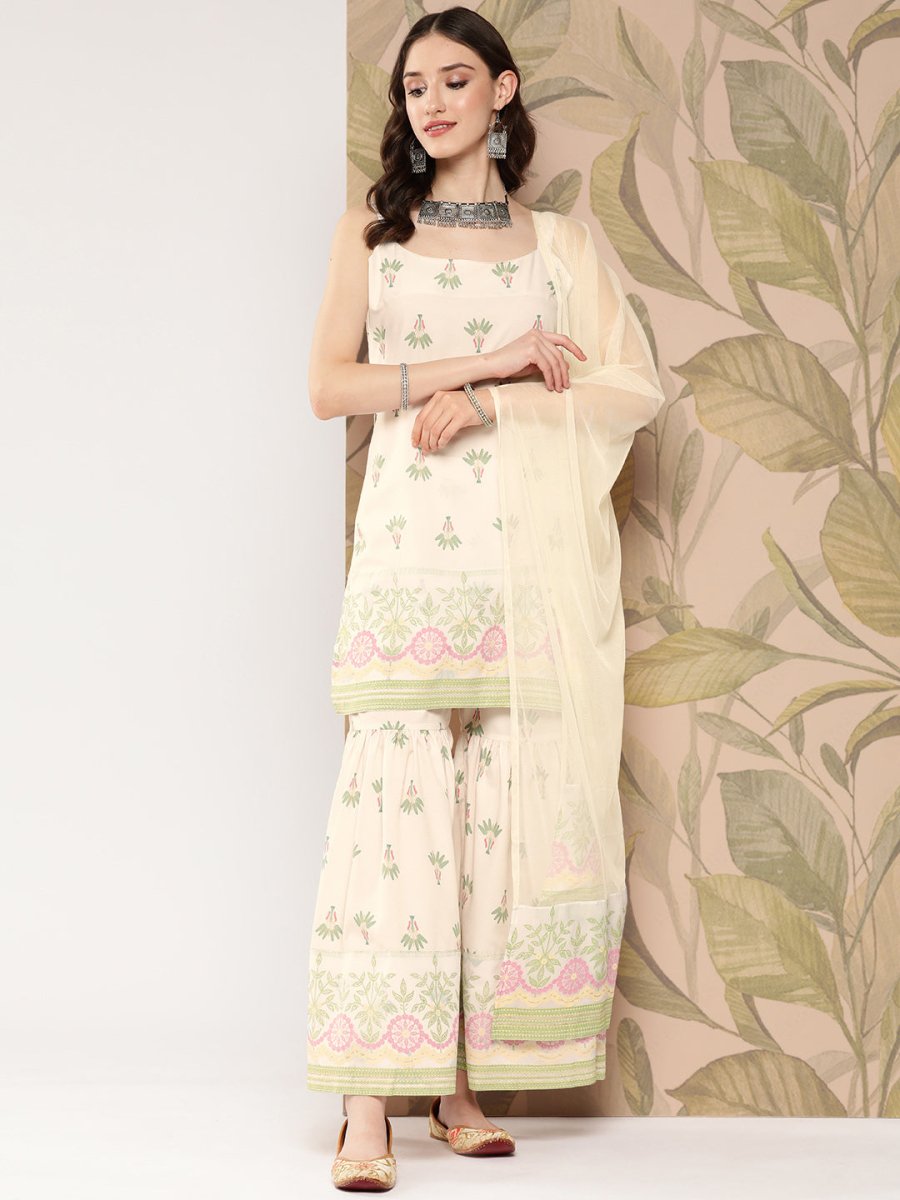 Ahalyaa Women Floral Printed Regular Kurti with Sharara & With Dupatta | Swadesiicart