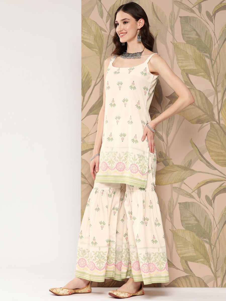 Ahalyaa Women Floral Printed Regular Kurti with Sharara & With Dupatta | Swadesiicart