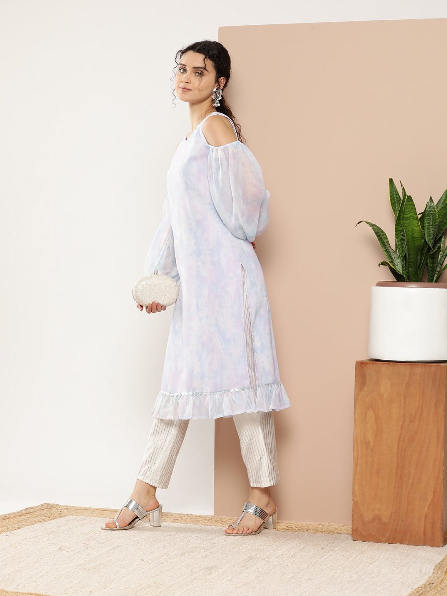 Ahalyaa Women Blue & White Floral Printed Cold-Shoulder Sleeves Gotta Patti Georgette Kurta | Swadesiicart