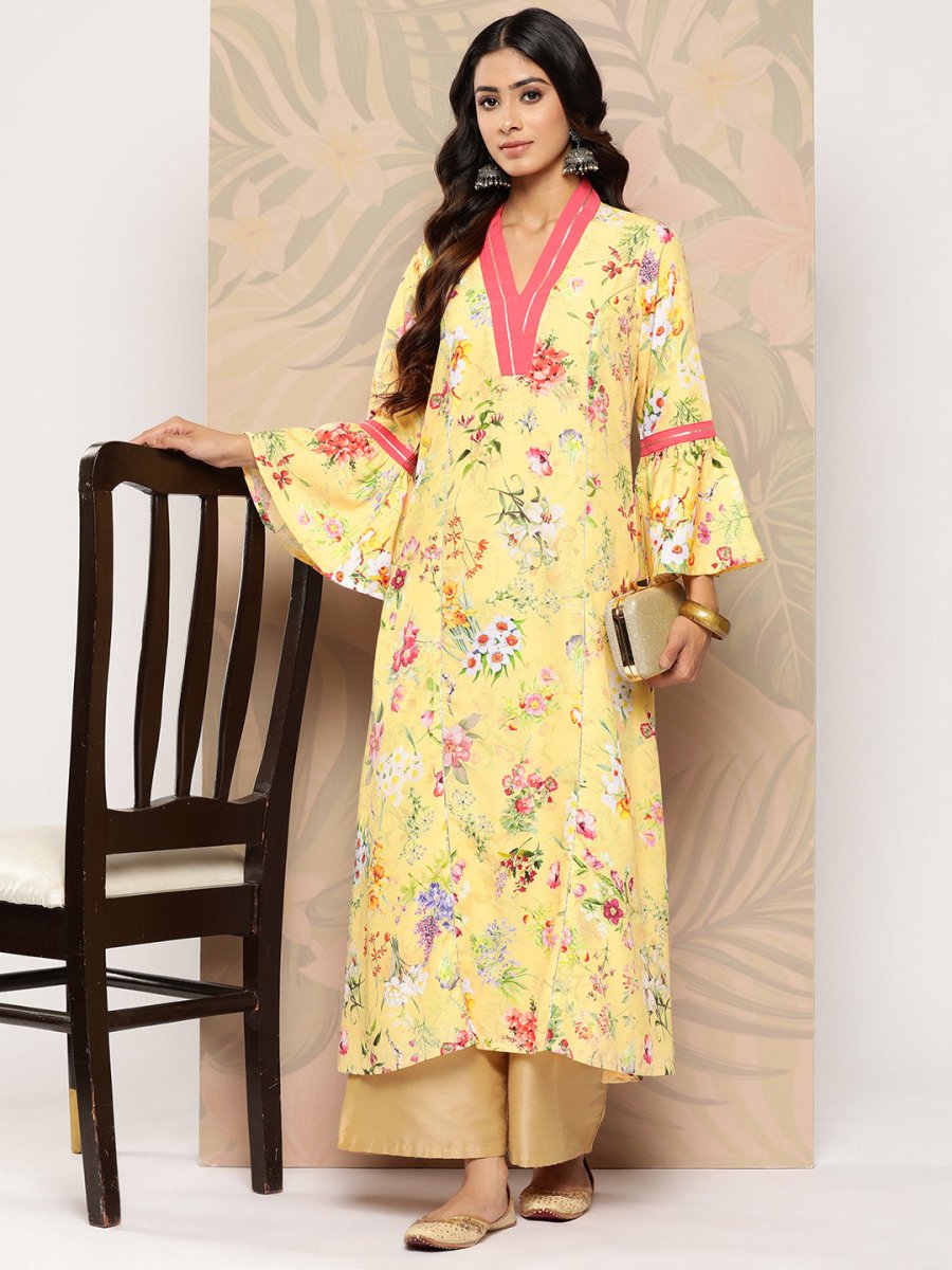 Ahalyaa Floral Printed Bell Sleeves Gotta Patti Crepe Kurta | Swadesiicart