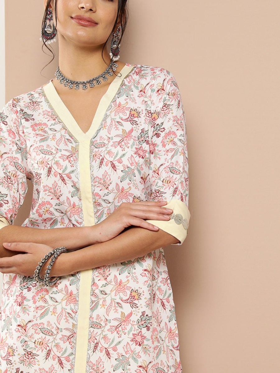 Ahalyaa Women Pink Floral Printed Pleated Gotta Patti Kurta with Palazzos | Swadesiicart