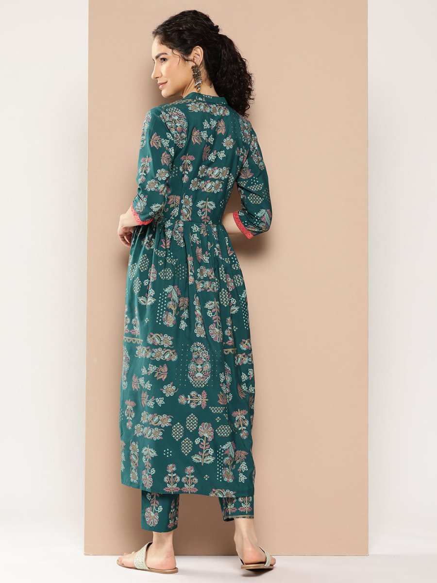 Ahalyaa Women Floral Printed Pleated Kurta with Trousers | Swadesiicart