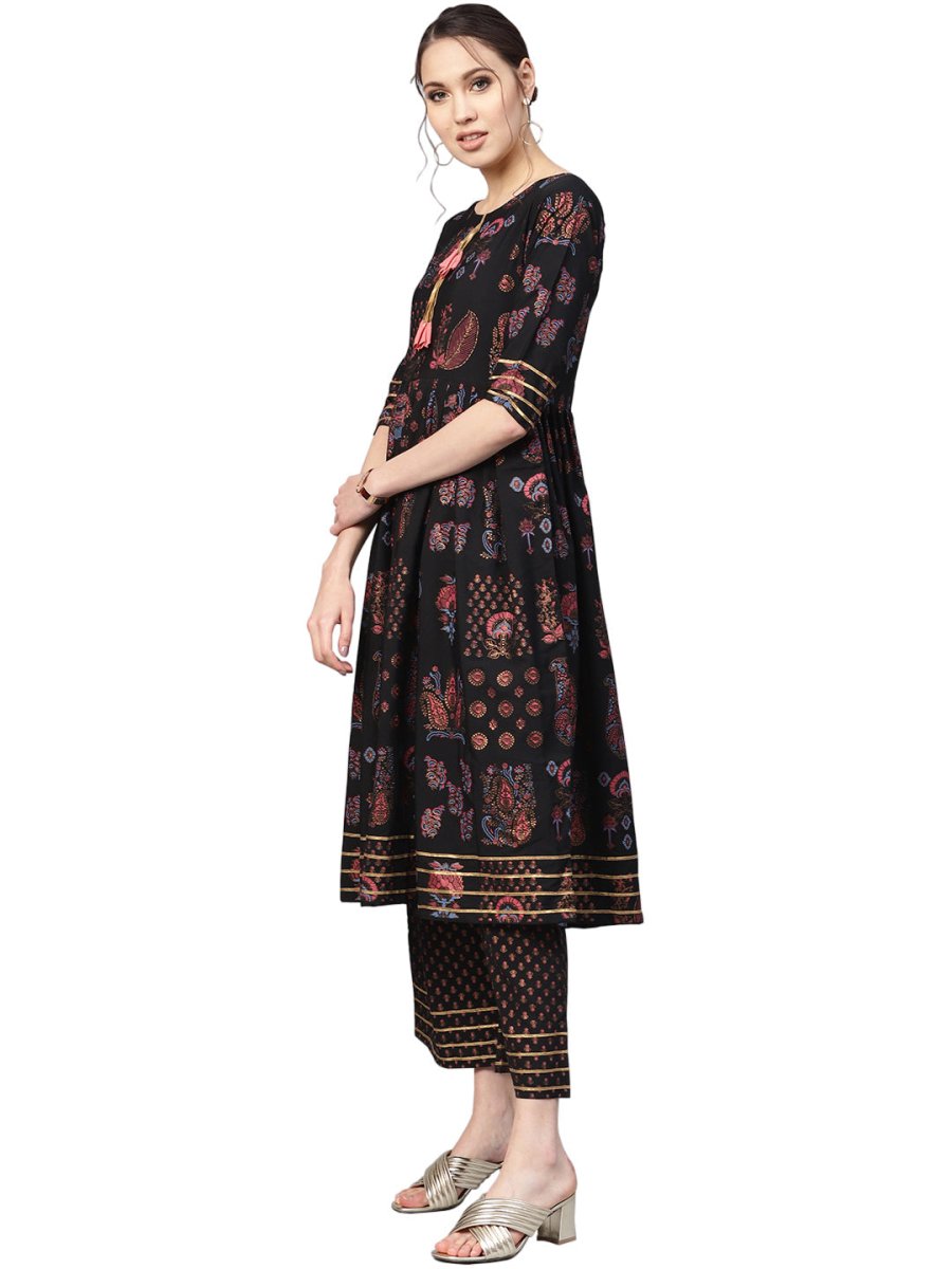 Ahalyaa Black Poly Crepe A-Line Kurta Set | Swadesiicart