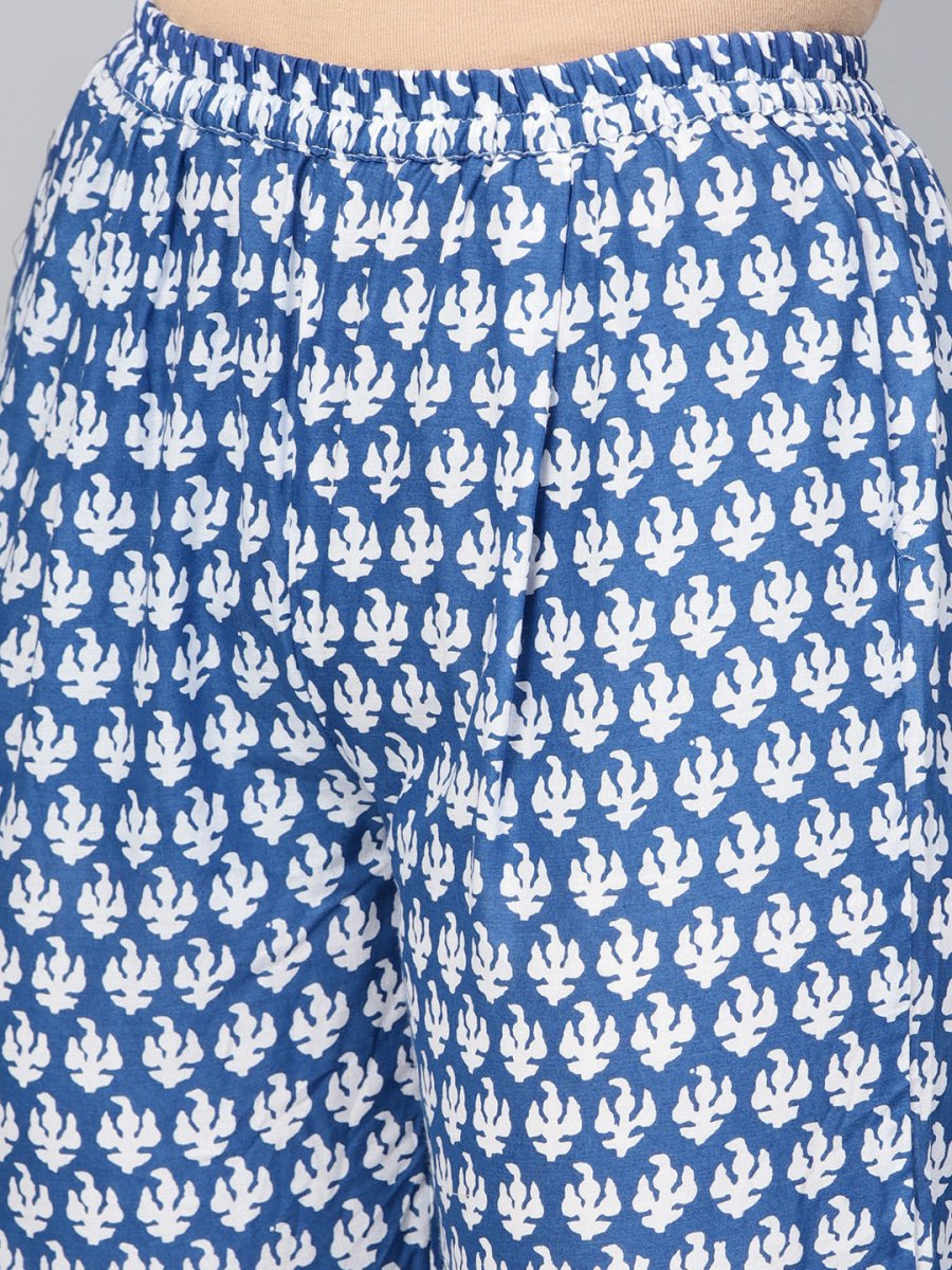 Ahalyaa Women Blue & White Printed Kurta with Trousers | Swadesiicart