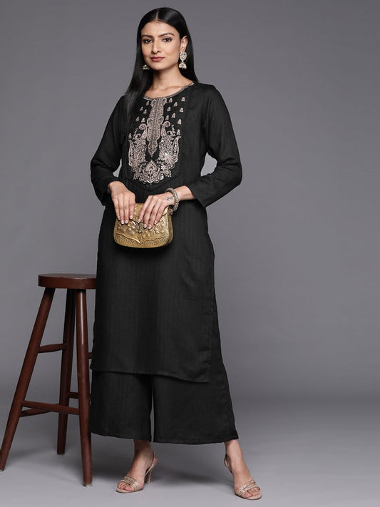 Ahalyaa Women Black Embroidered Aari Work Pashmina Kurta With Palazzos | Swadesiicart