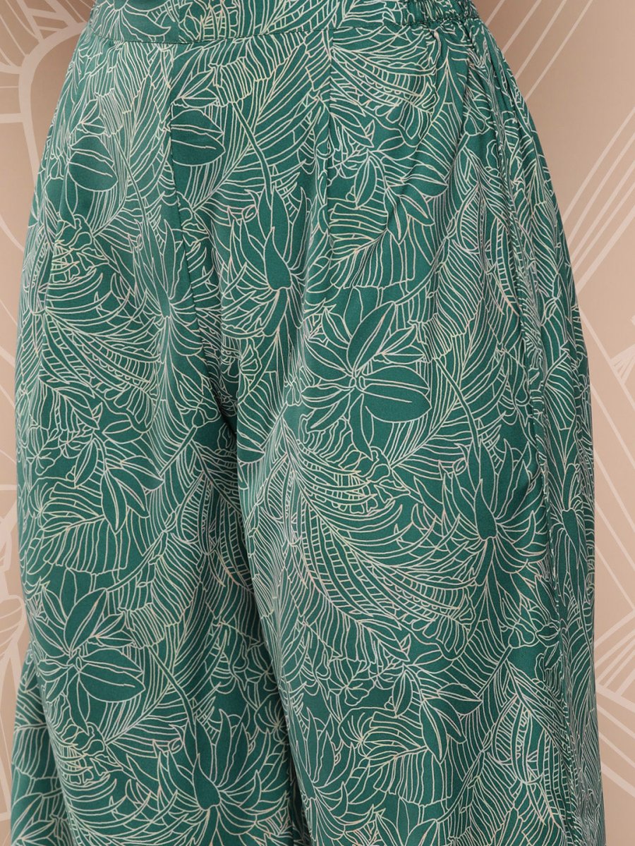 Ahalyaa Floral Printed Regular Gotta Patti Kurta with Palazzos | Swadesiicart