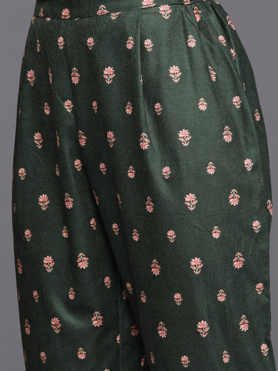 Ahalyaa Women Green Printed Gotta Patti Velvet Kurta with Trousers & With Dupatta | Swadesiicart