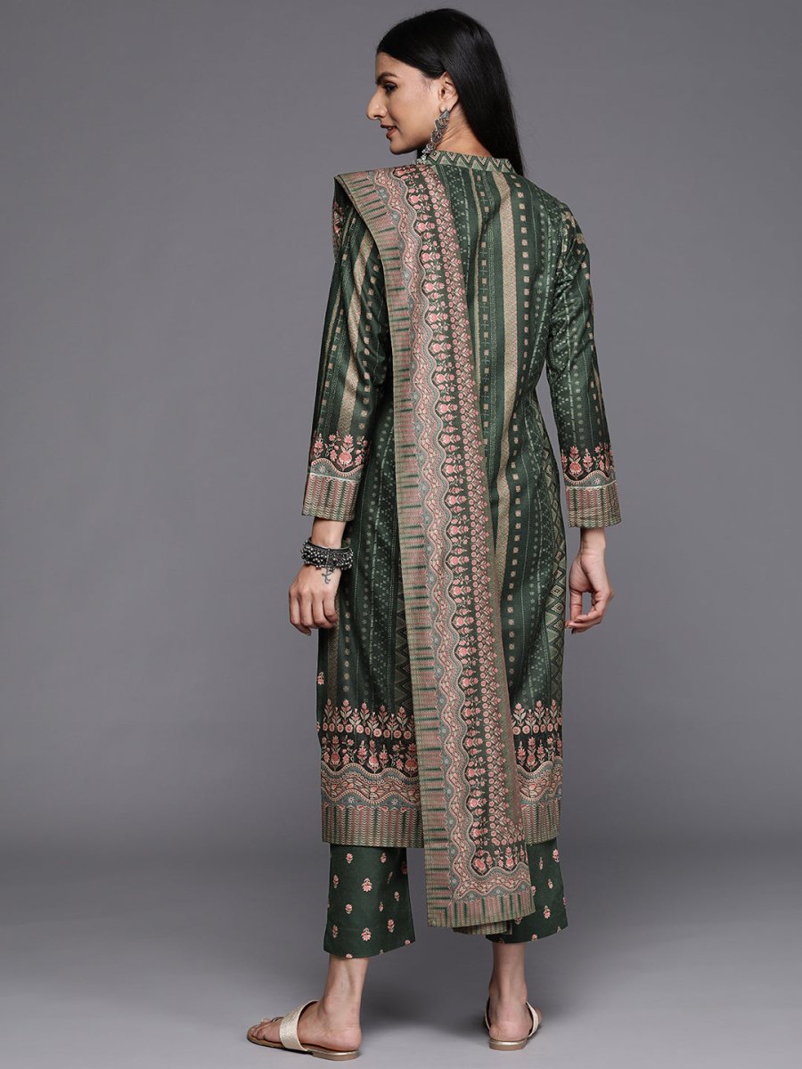 Ahalyaa Women Green Printed Gotta Patti Velvet Kurta with Trousers & With Dupatta | Swadesiicart