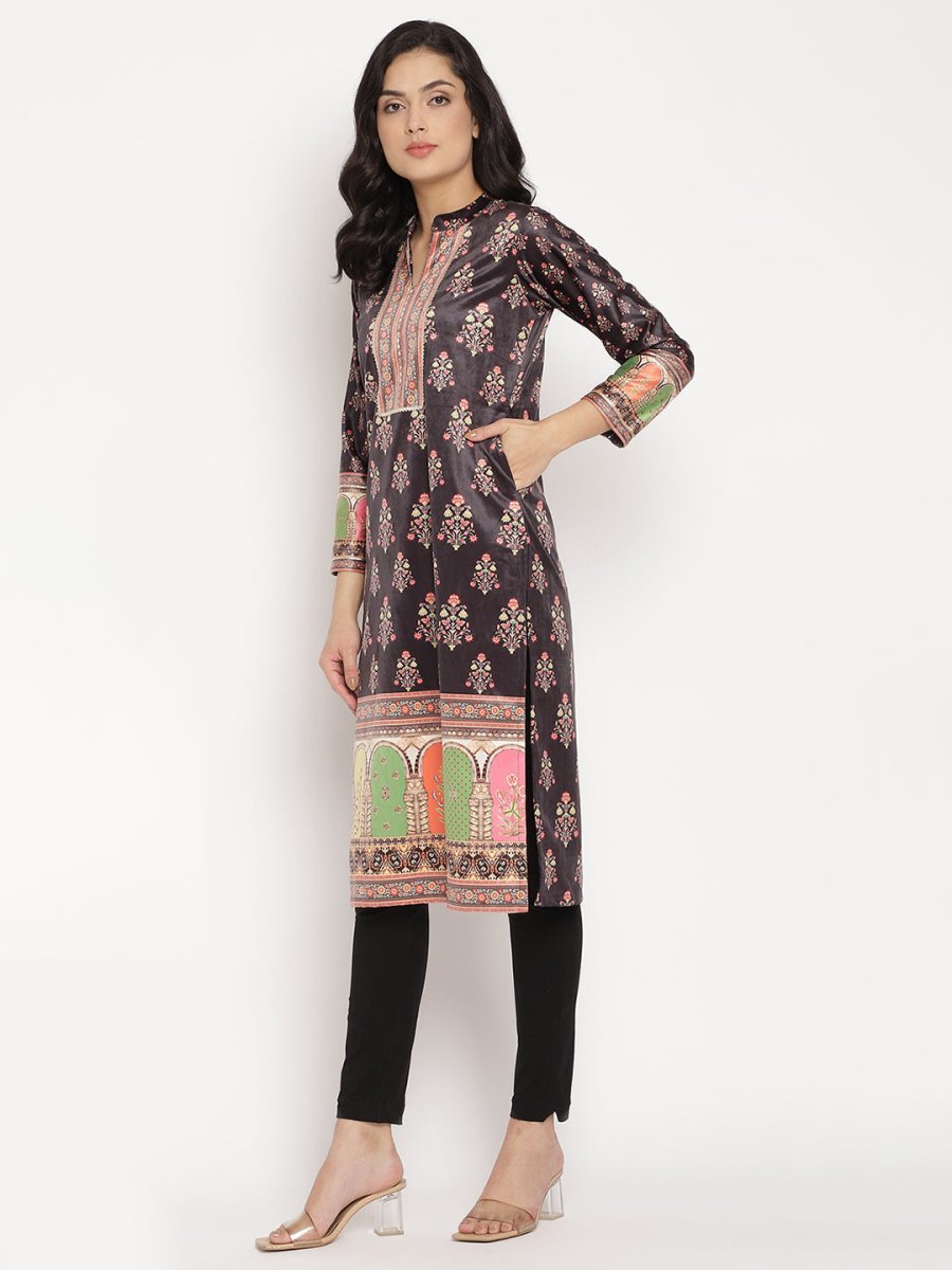 Ahalyaa Women's Black Color Digital Print Velvet Kurta | Swadesiicart