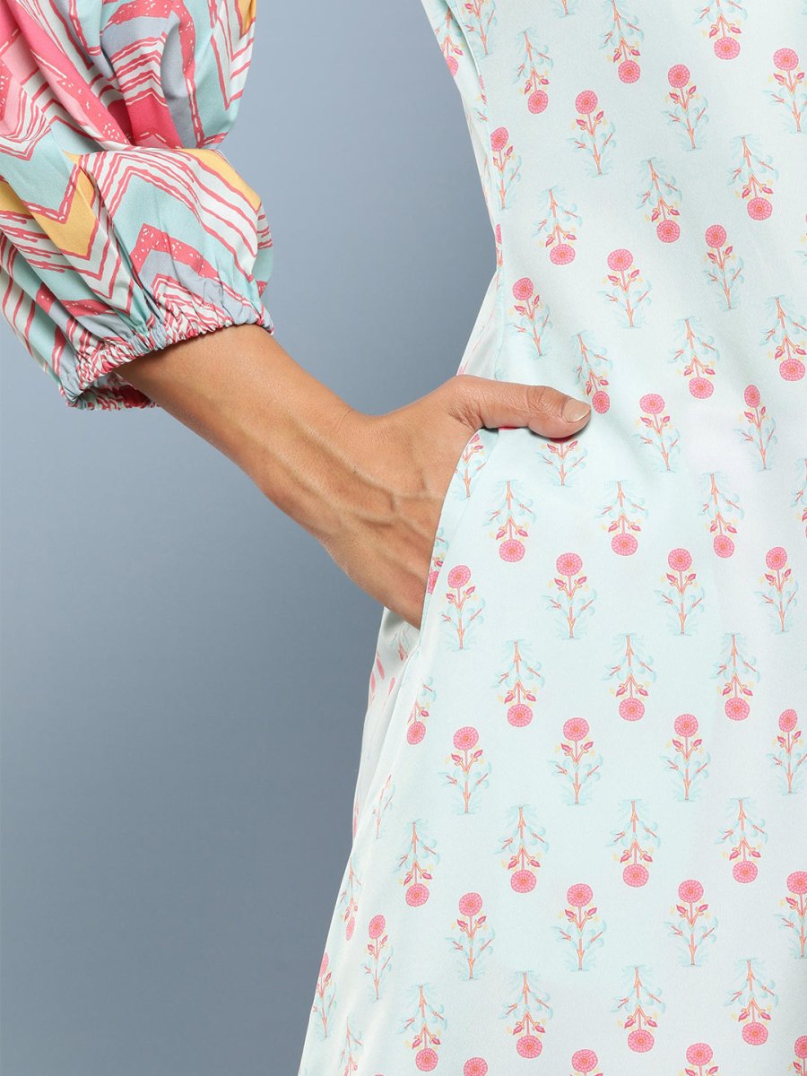 Ahalyaa Sea Green & Pink Mandarin Collar Printed Tunic | Swadesiicart
