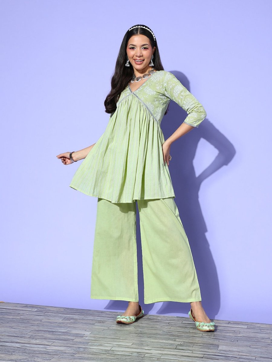 Ahalyaa Printed Tunic with Palazzos | Swadesiicart