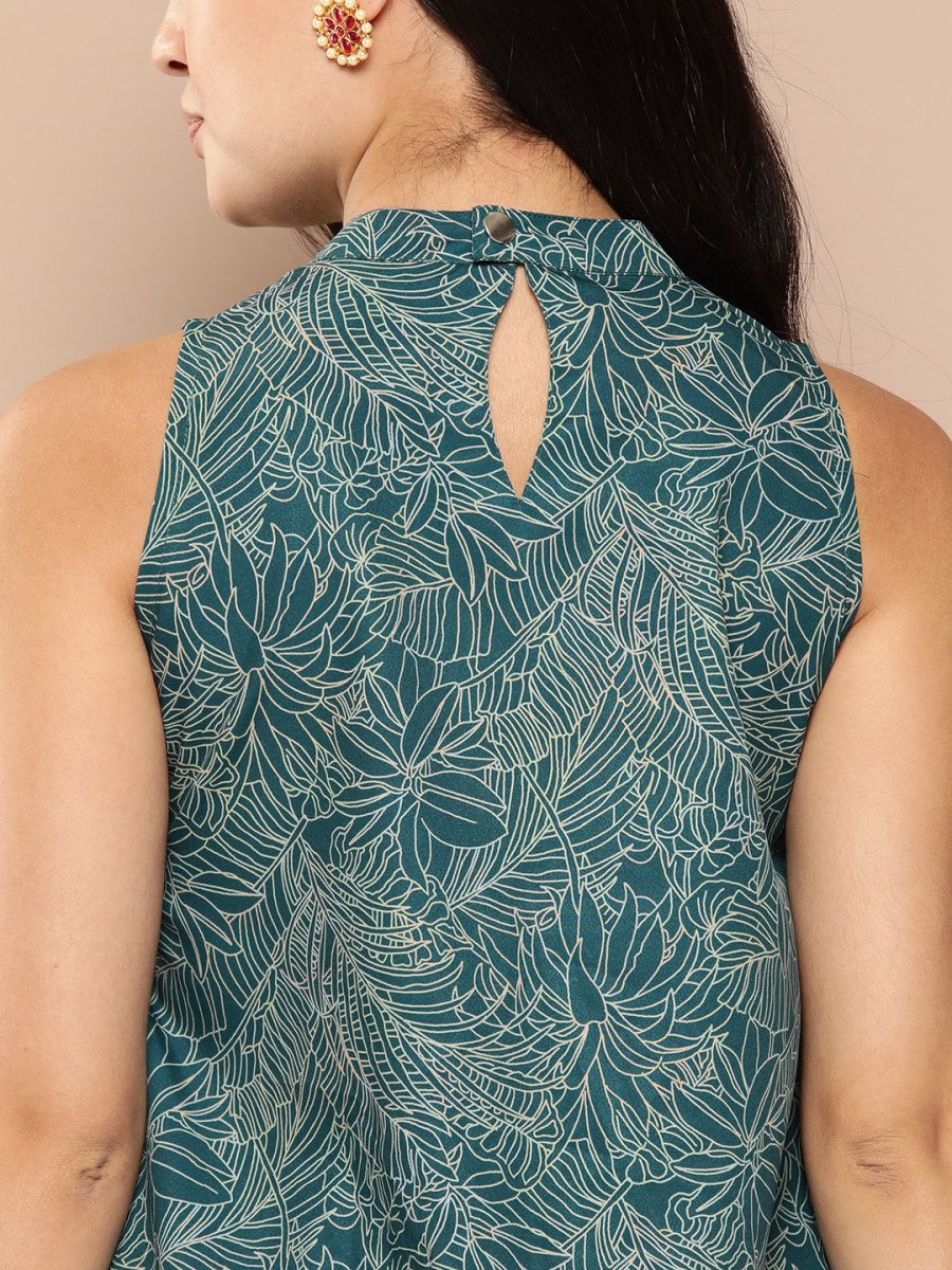 Ahalyaa Printed Crepe Ethnic Halter Neck Tunic With Skirt | Swadesiicart