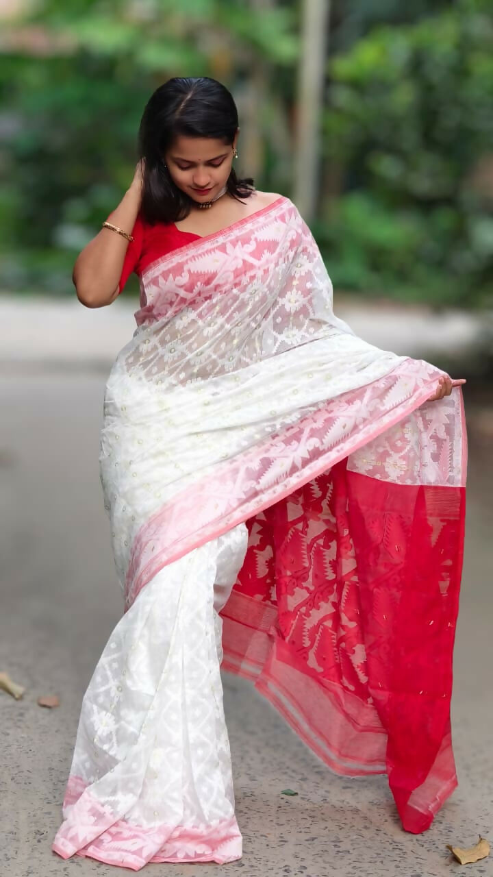 Exclusive Collection White Red White Red Jamdani Saree - Swadesiicart