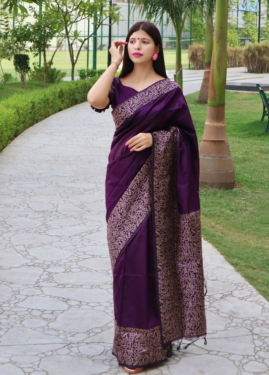 Vishnu Weaves Women's Purple Handloom Raw Silk Woven Border Saree with Unstitched Blouse - Swadesiicart