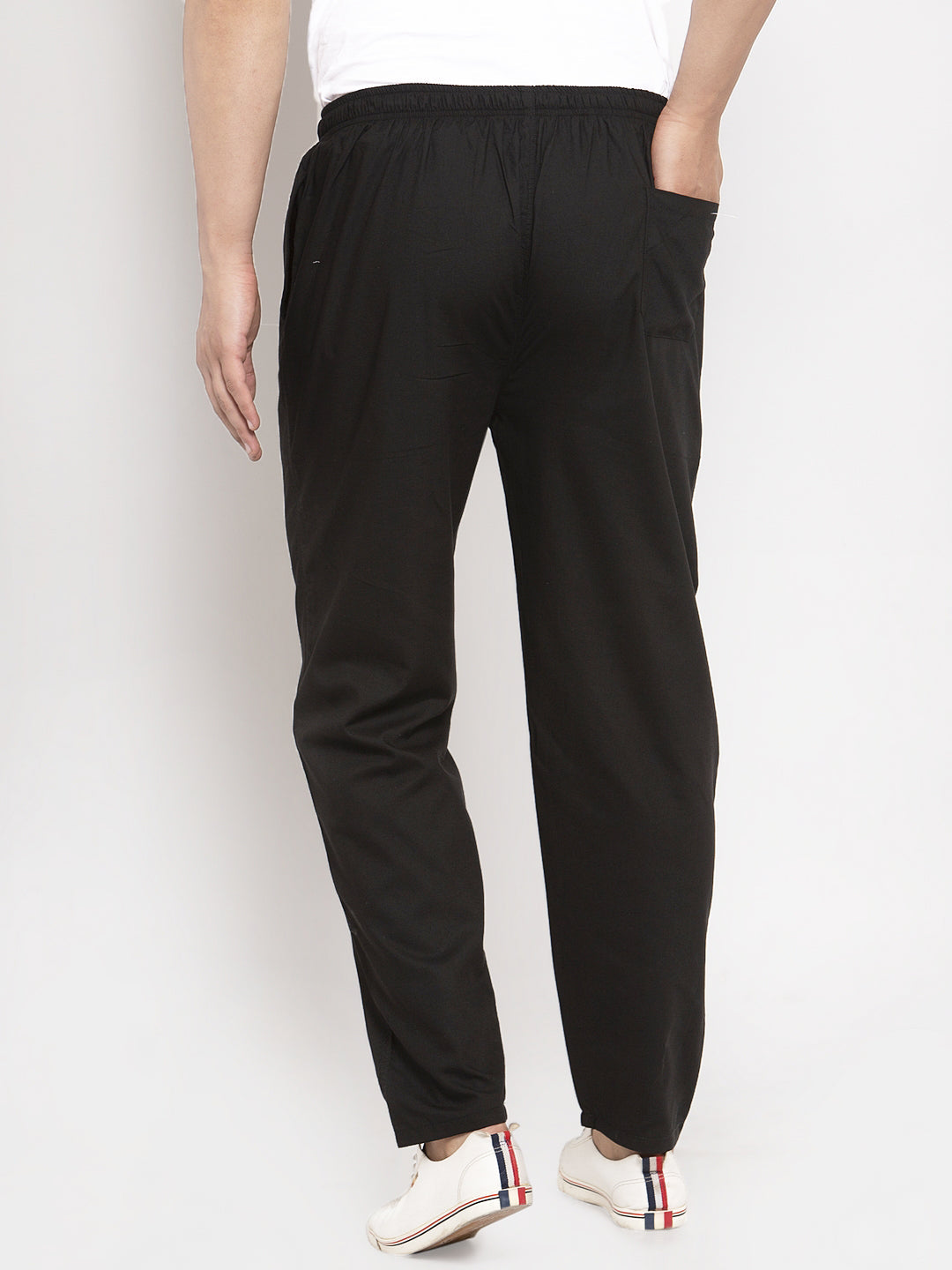 Jainish Men Black Solid Track Pants ( JOG 011Blackxxx ) - Swadesiicart