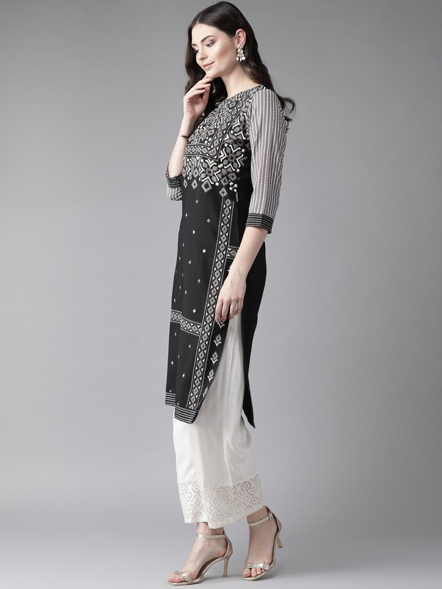 Ahalyaa Women's Black Straight Kurta | Swadesiicart