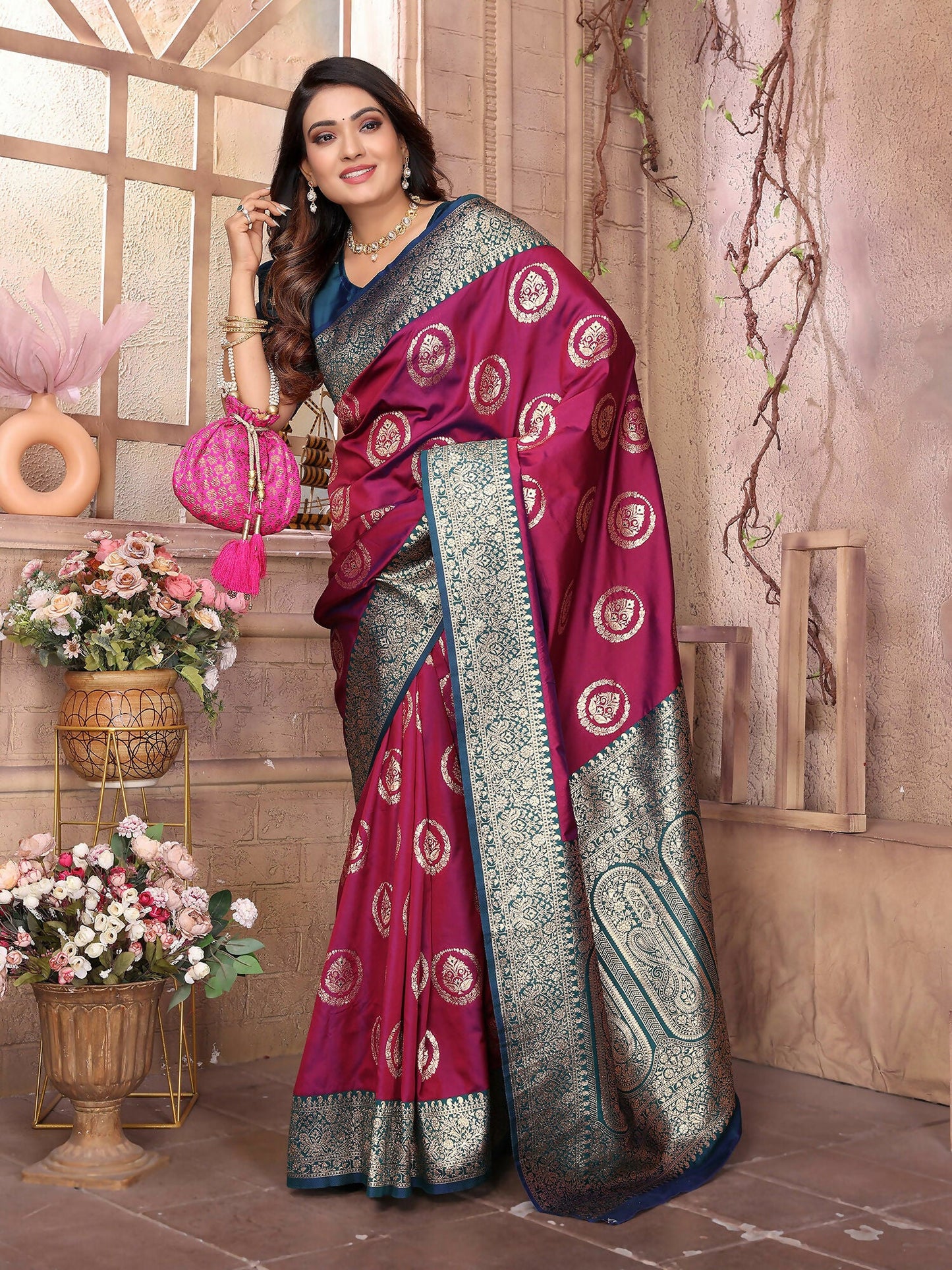 Joban Fashion Magenta Banarasi Soft Silk Woven Saree | Swadesiicart