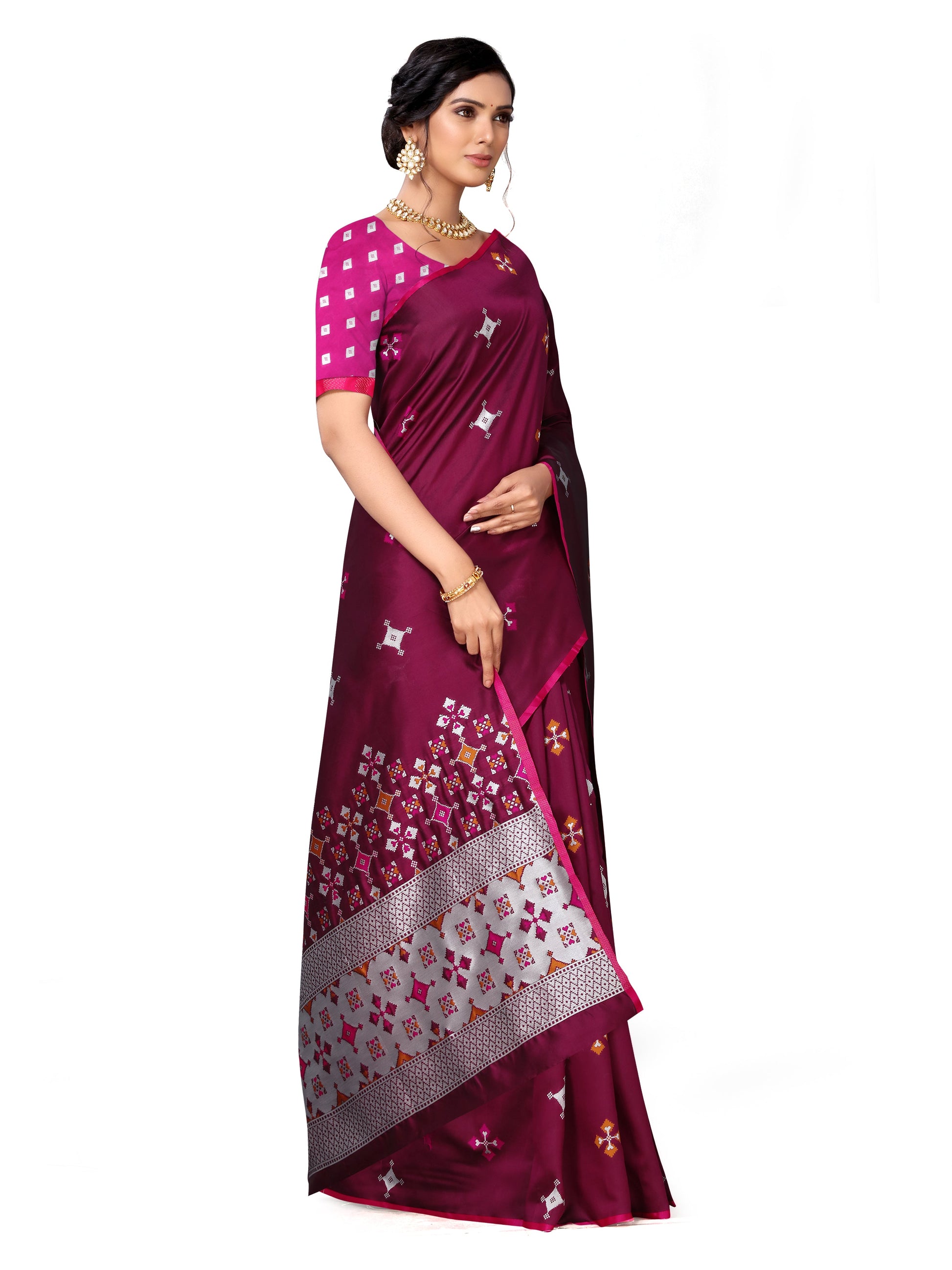 Vamika Weaving Banarasi Jacquard Maroon Kanjivaram Saree | Swadesiicart