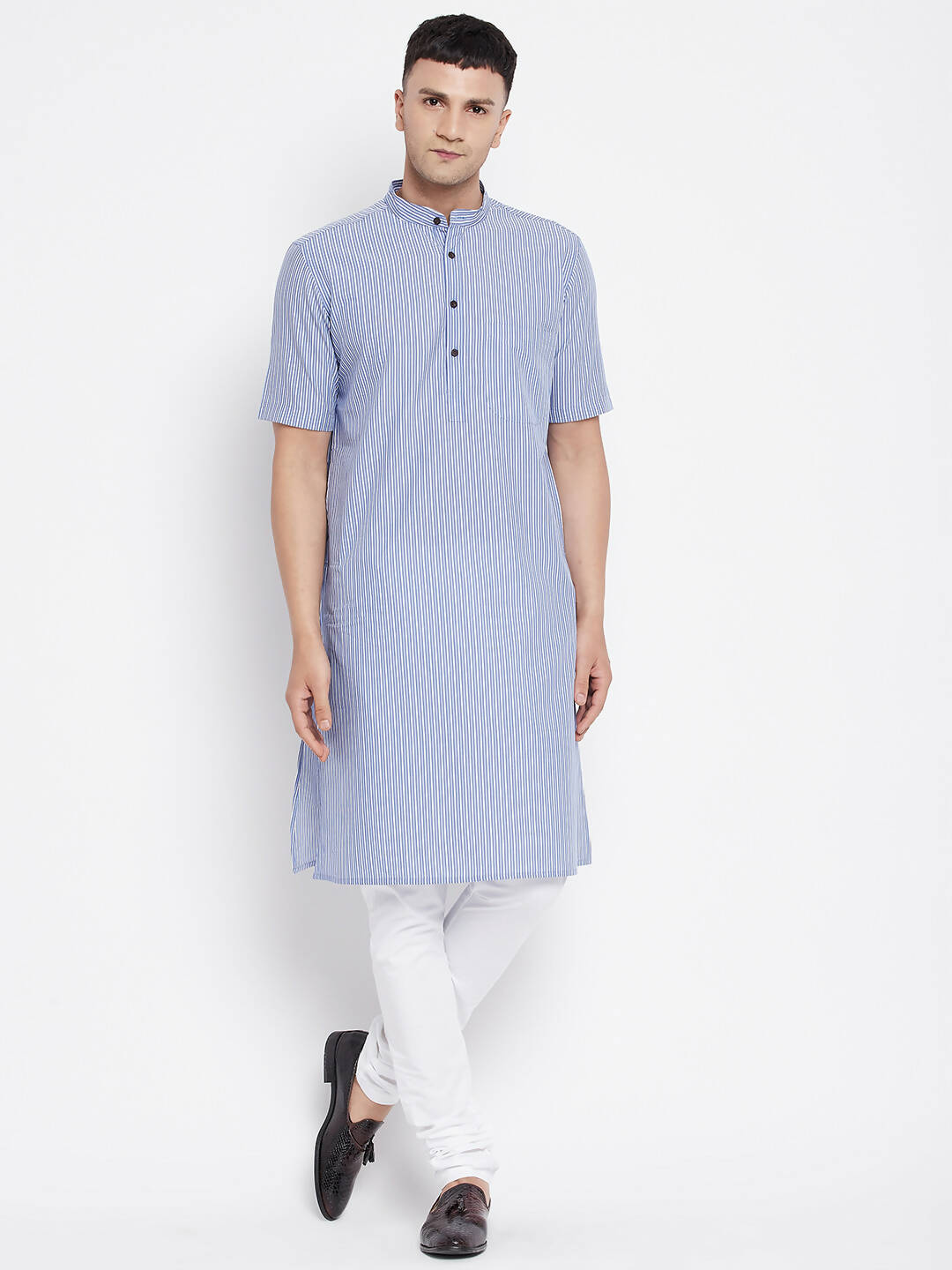 Even Apparels Blue Men's H/S Pure Cotton Kurta With Band Collar | Swadesiicart