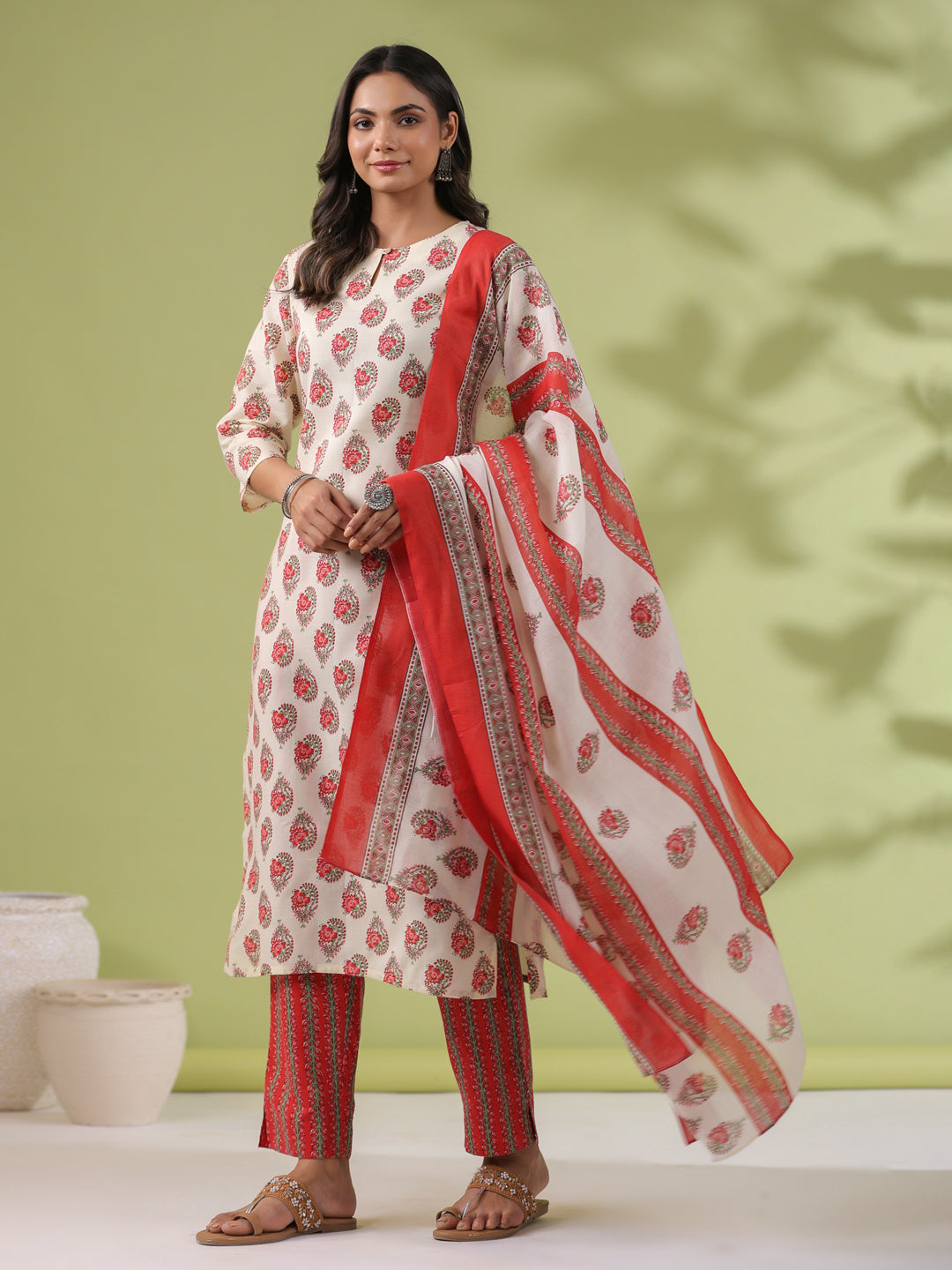 Janasya Regular Poly Cotton Cream Ethnic Motifs Notch Neck Set - Swadesiicart