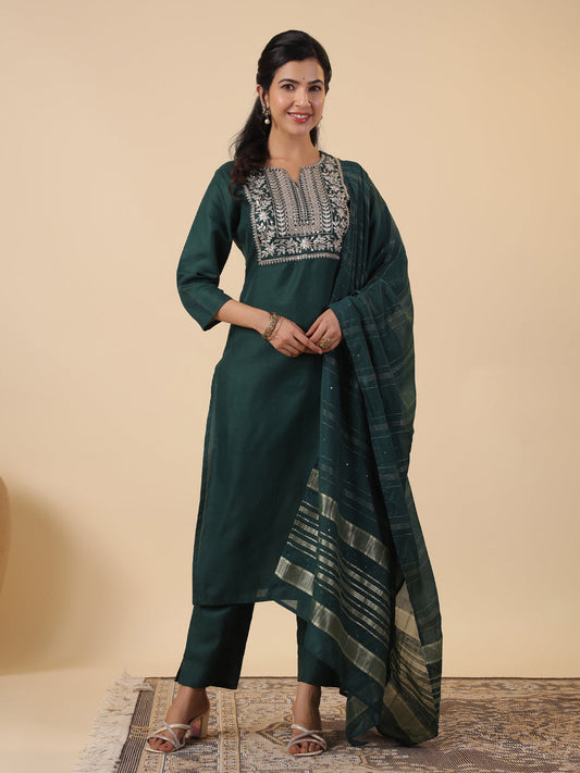 Janasya Straight Magics Slub Dark Green Yoke Embroidery Notch Neck Kurta,Bottom & Dupatta | Swadesiicart
