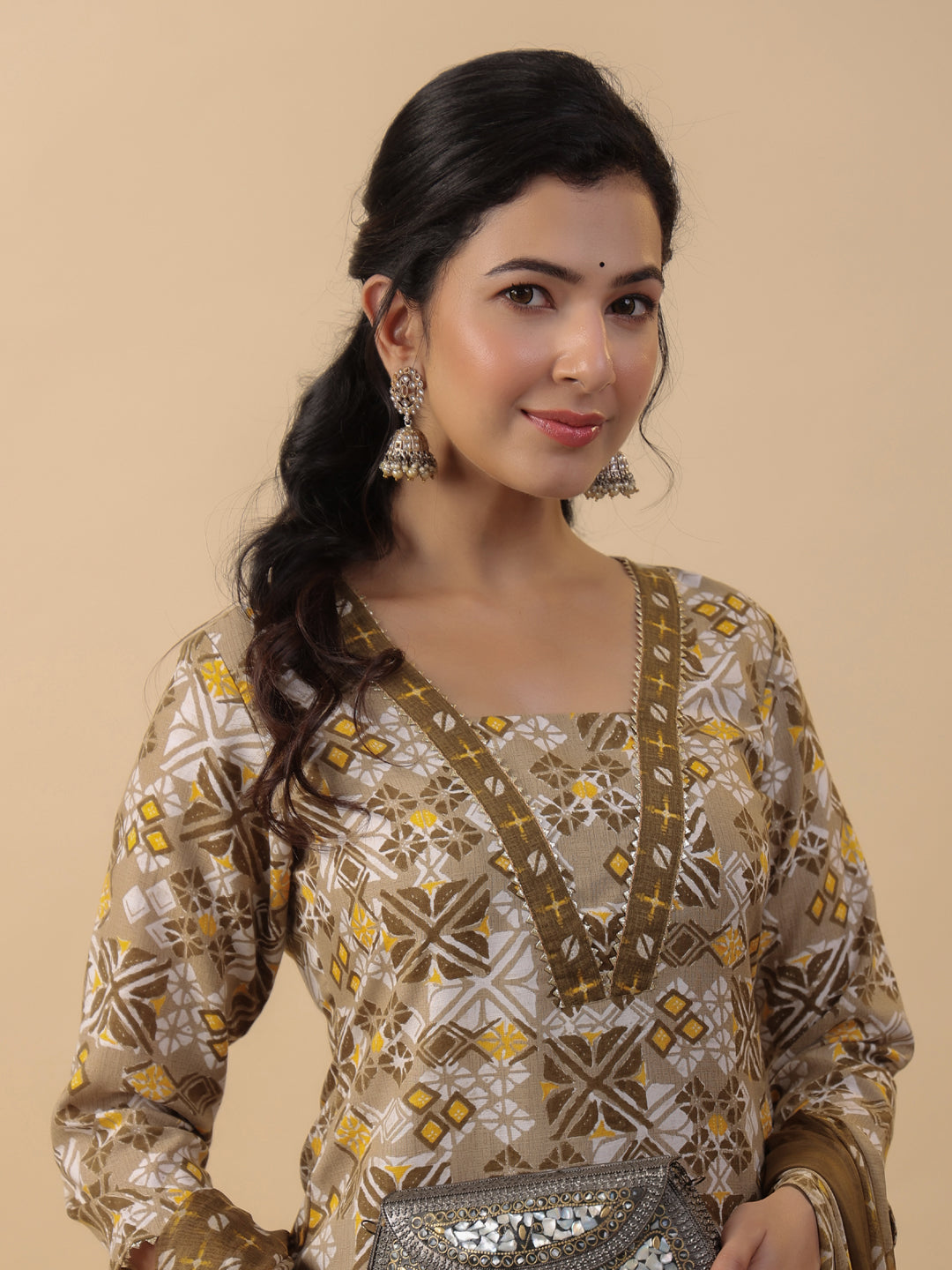 Janasya Regular Biscuit Slub Beige Gemometric Square Neck Kurta,Bottom & Dupatta - Swadesiicart