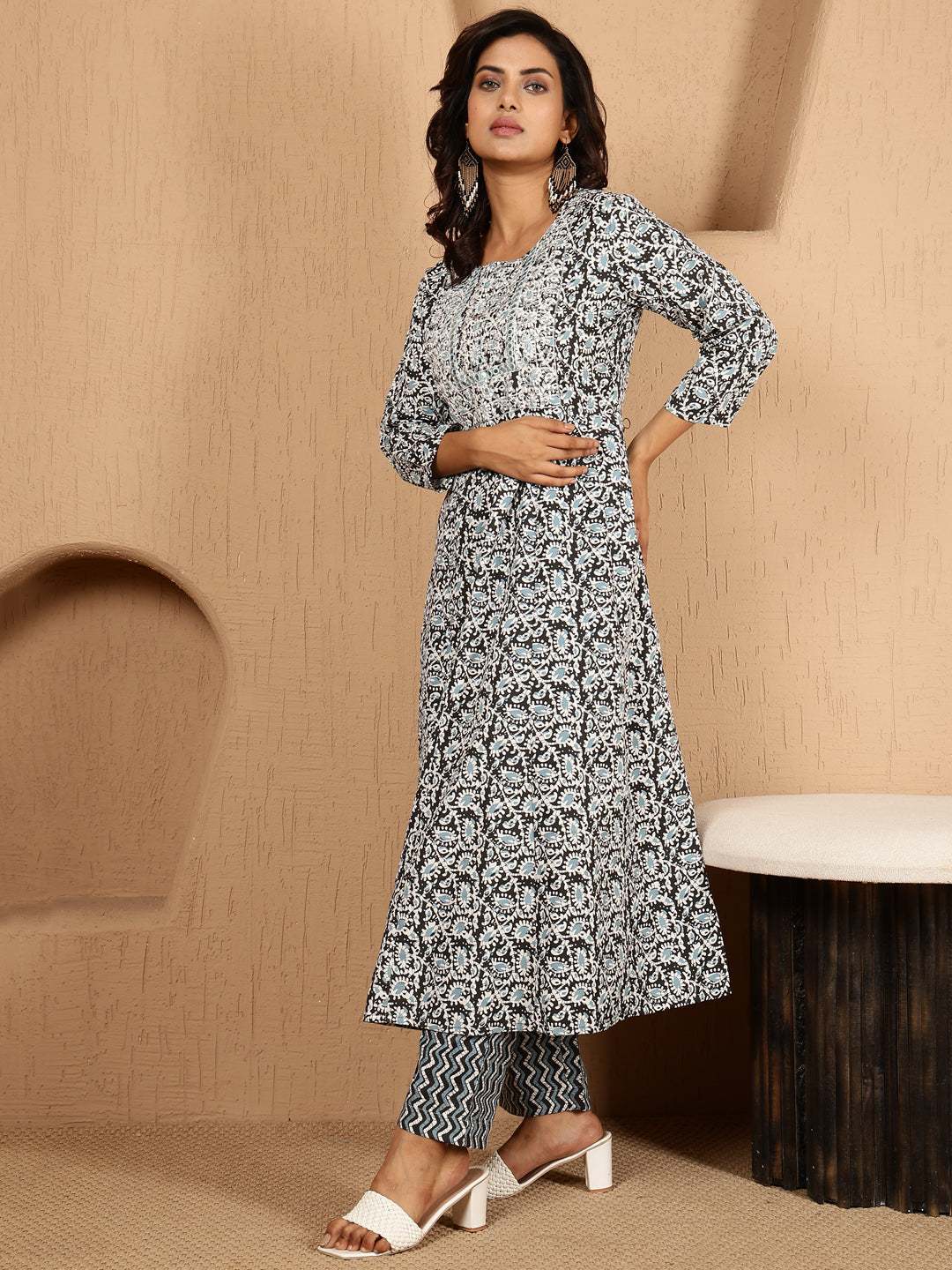Antaran Blue Cotton Blend Embellished Kurta Pant & Dupatta Set - Swadesiicart