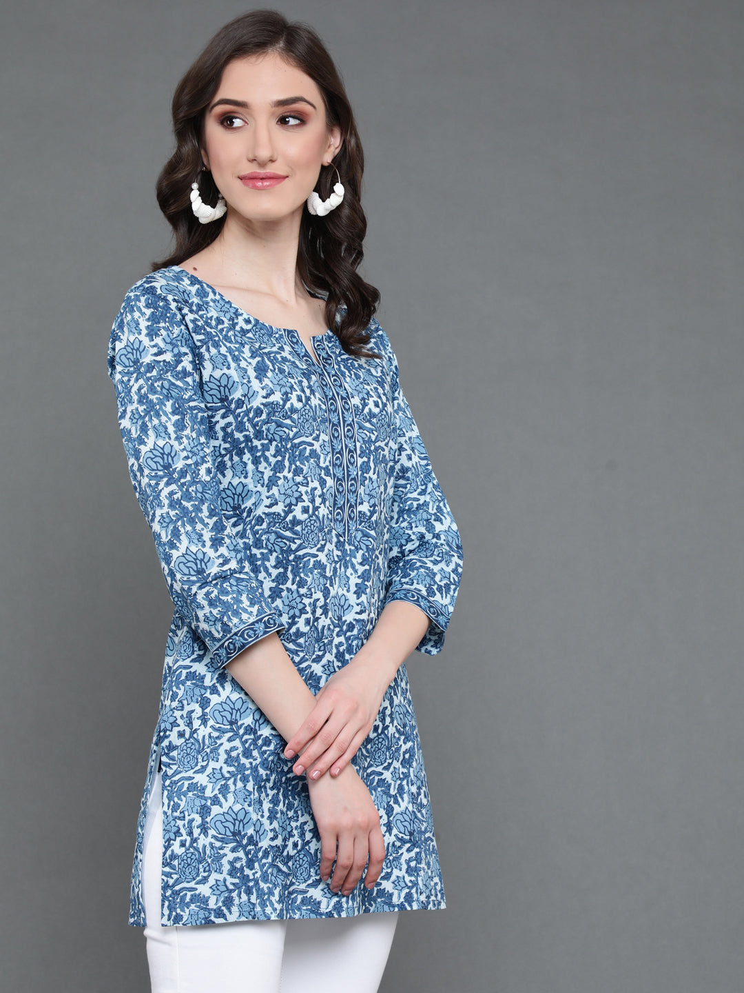 Antaran Blue Pure Cotton Printed Tunic - Swadesiicart