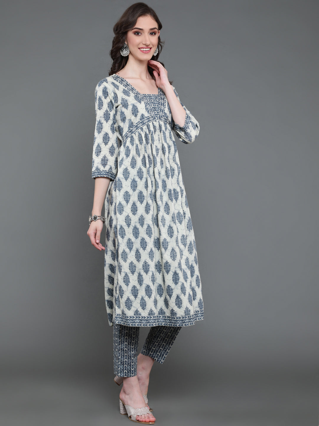 Antaran Beige Pure Cotton Embroidered Kurta Pant Set - Swadesiicart