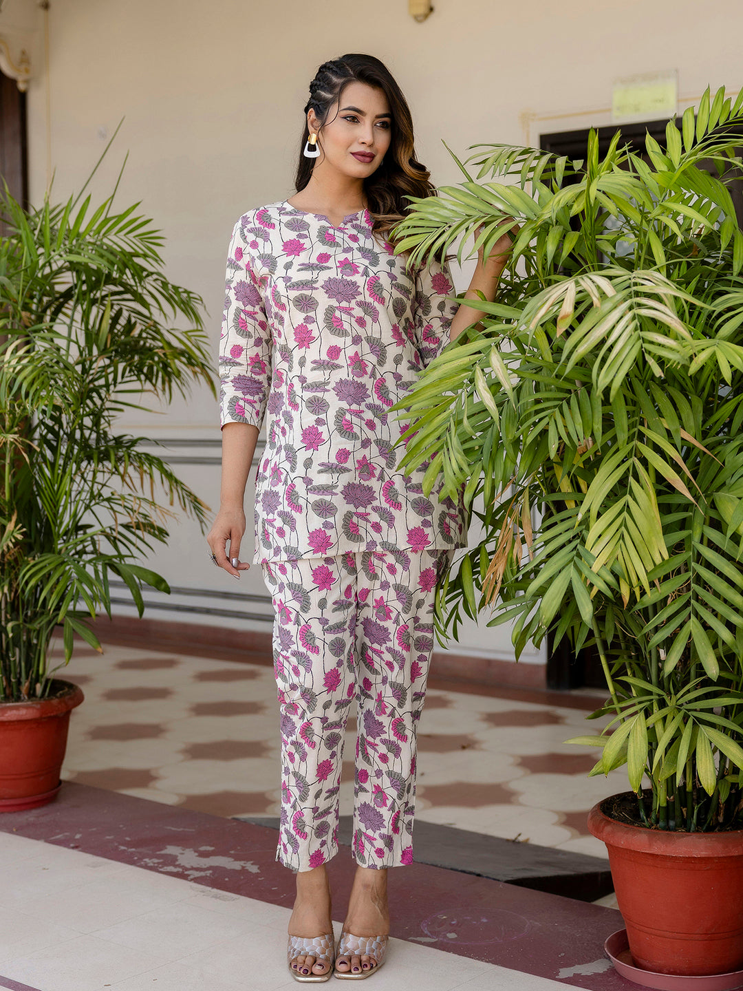 Antaran Off White Pure Cotton Floral Printed Co Ord Set - Swadesiicart