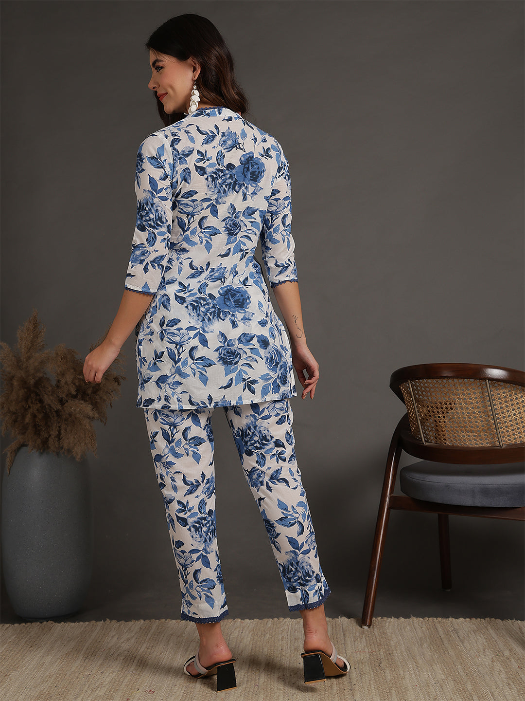 Antaran White Pure Cotton Printed Cord Set With Lace Detail - Swadesiicart