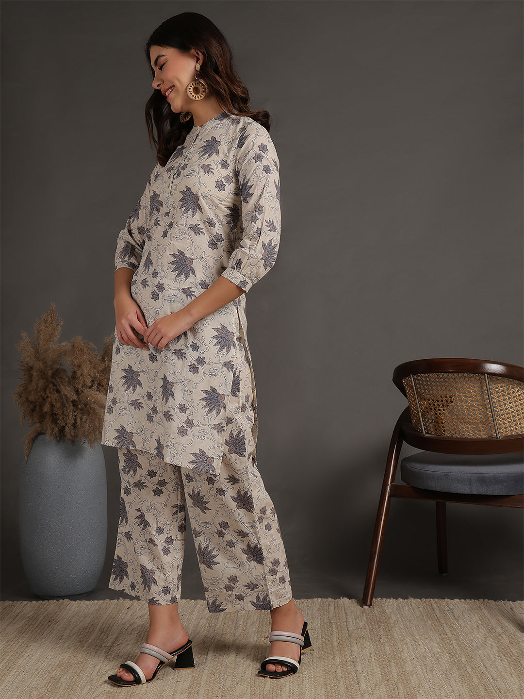 Antaran Beige Pure Cotton Printed Co Ord Set - Swadesiicart