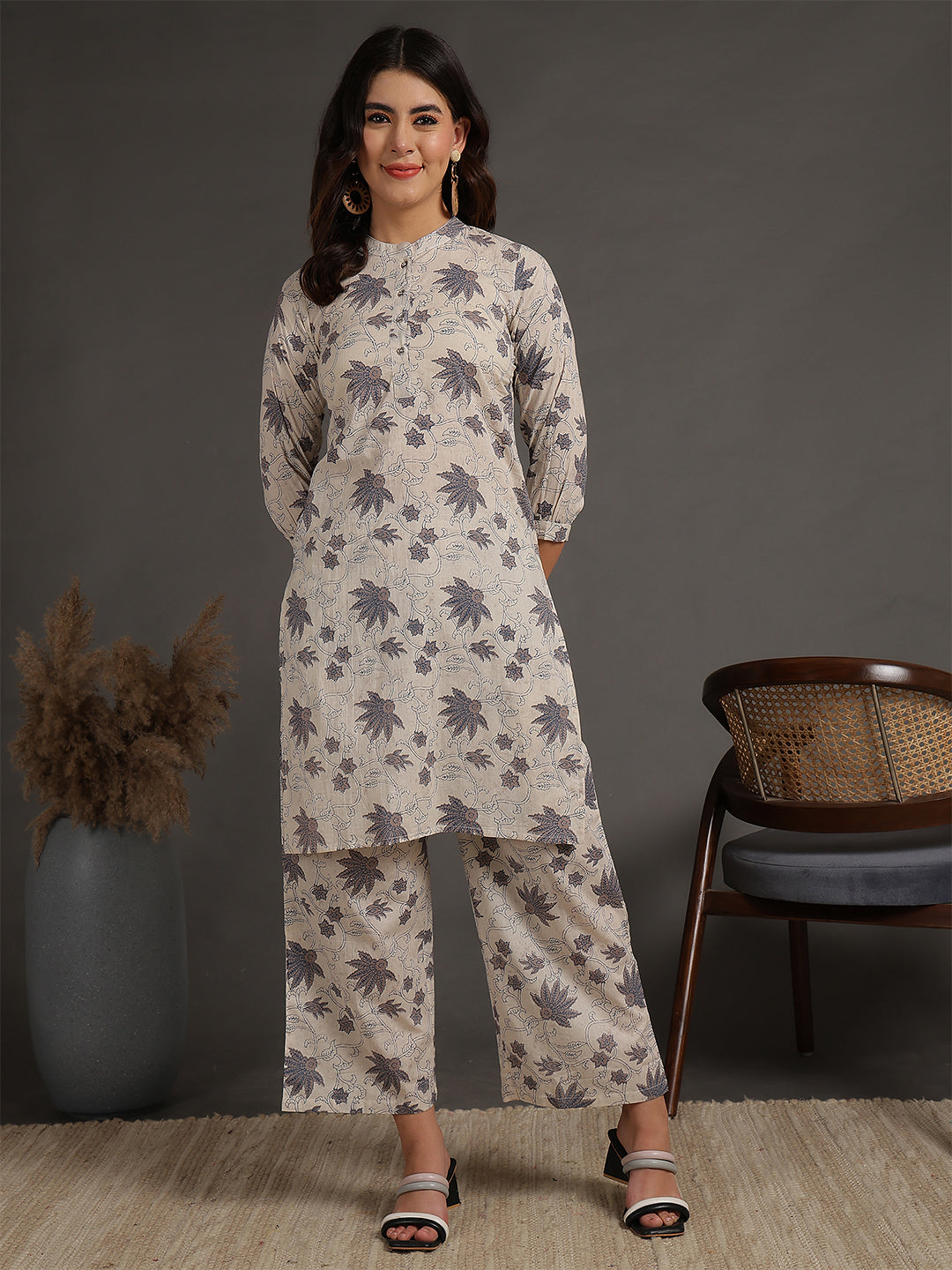 Antaran Beige Pure Cotton Printed Co Ord Set - Swadesiicart
