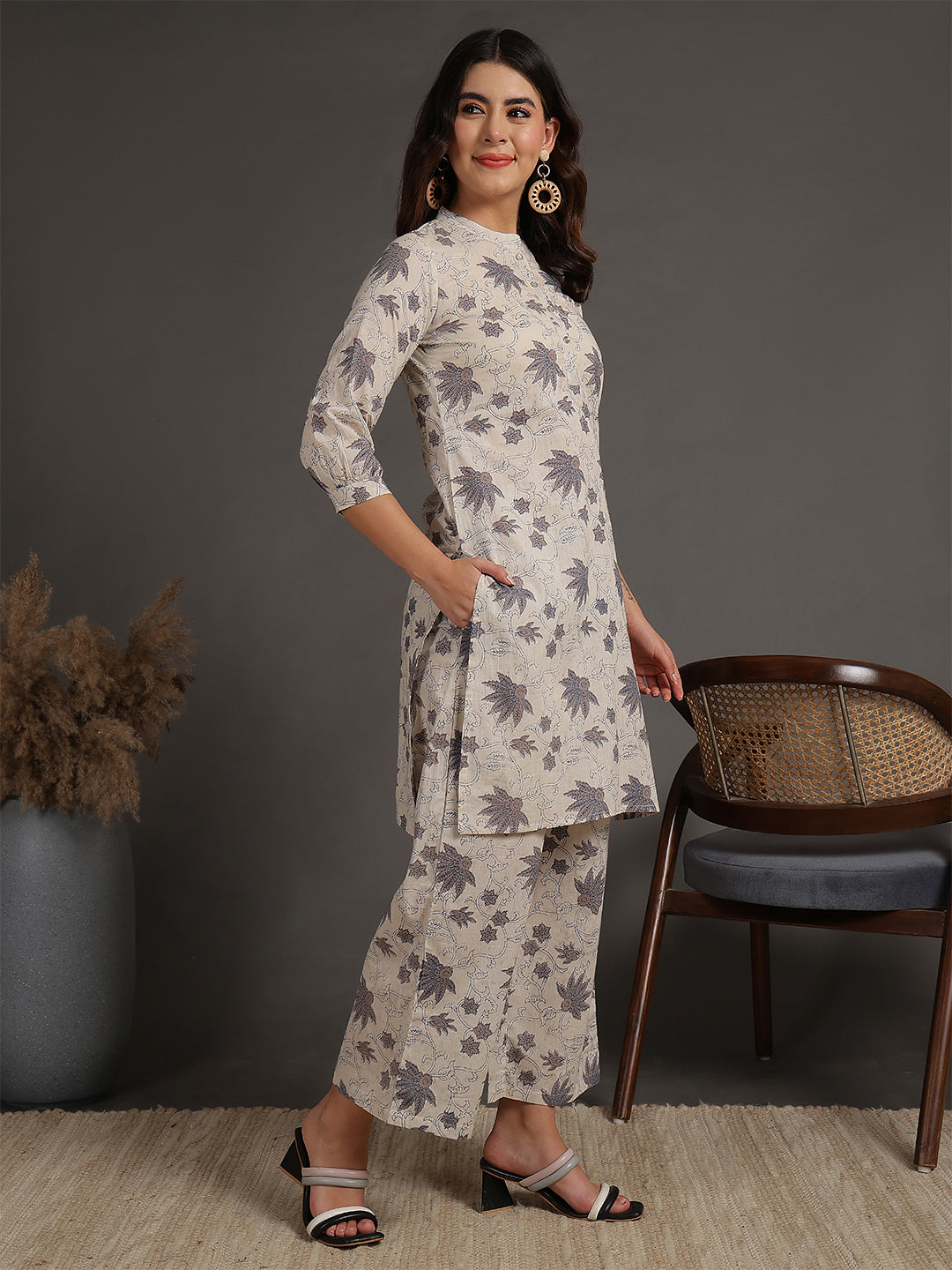 Antaran Beige Pure Cotton Printed Co Ord Set - Swadesiicart