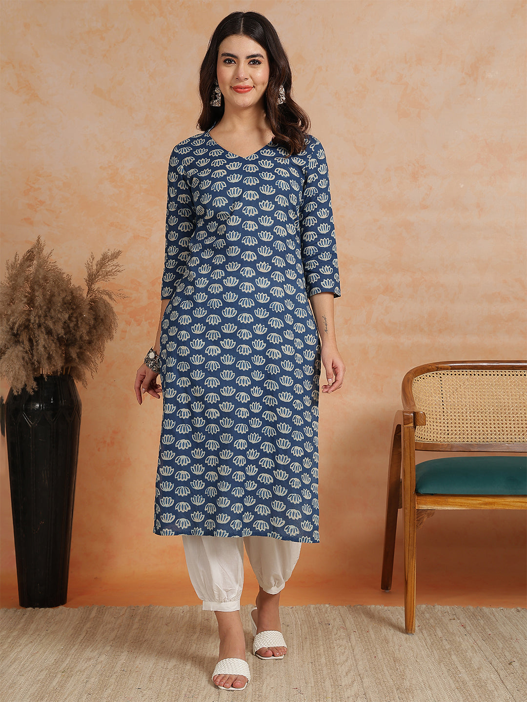 Antaran Blue Pure Cotton Printed Kurta With V Neck - Swadesiicart