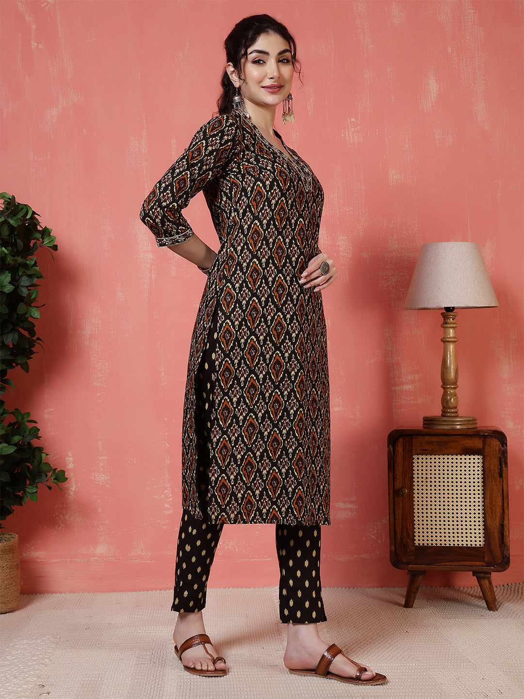 Antaran Black Pure Cotton Embroidered Kurta Pant Dupatta - Swadesiicart