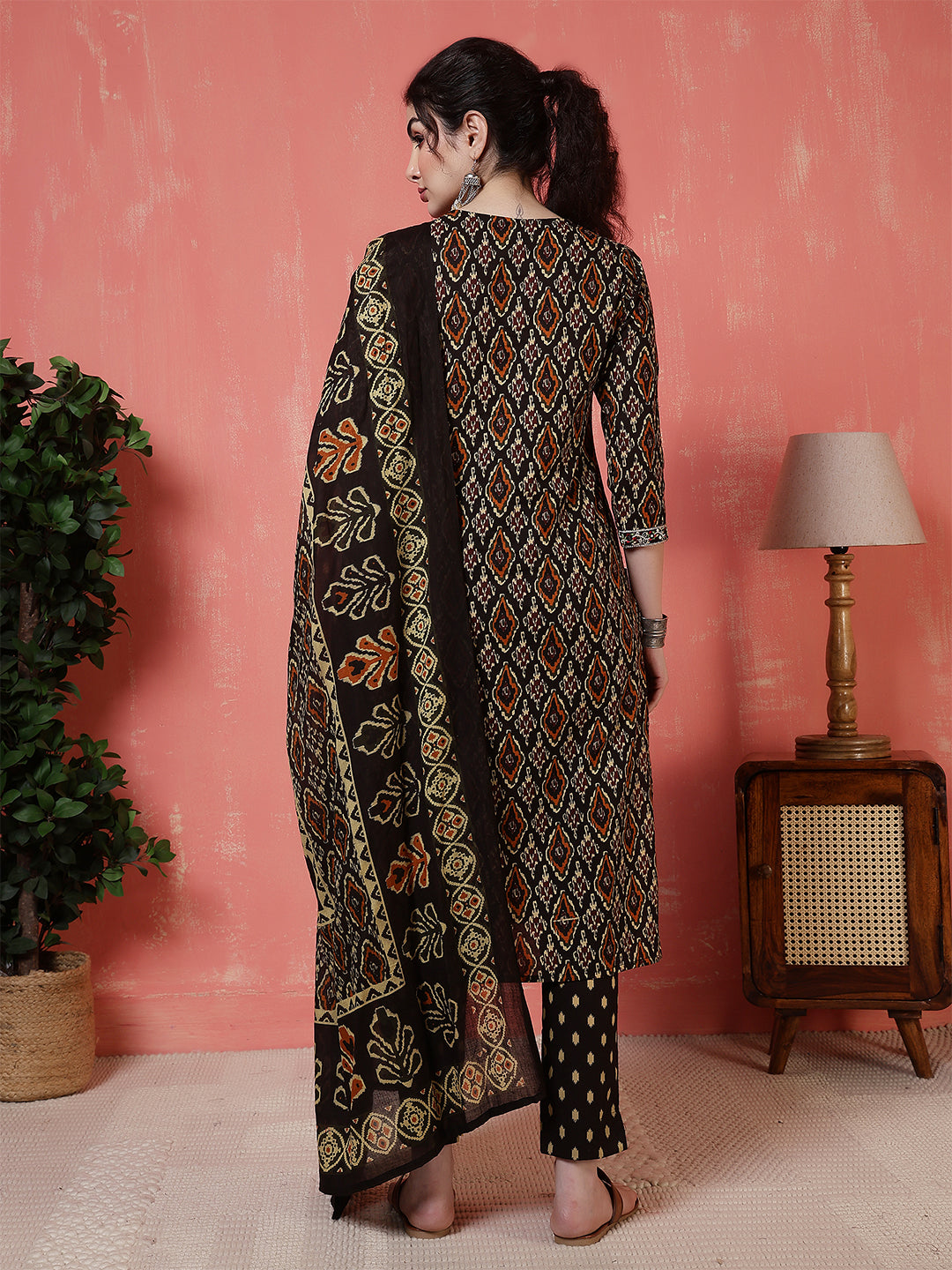 Antaran Black Pure Cotton Embroidered Kurta Pant Dupatta - Swadesiicart