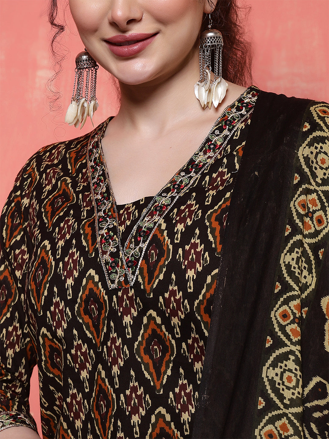 Antaran Black Pure Cotton Embroidered Kurta Pant Dupatta - Swadesiicart