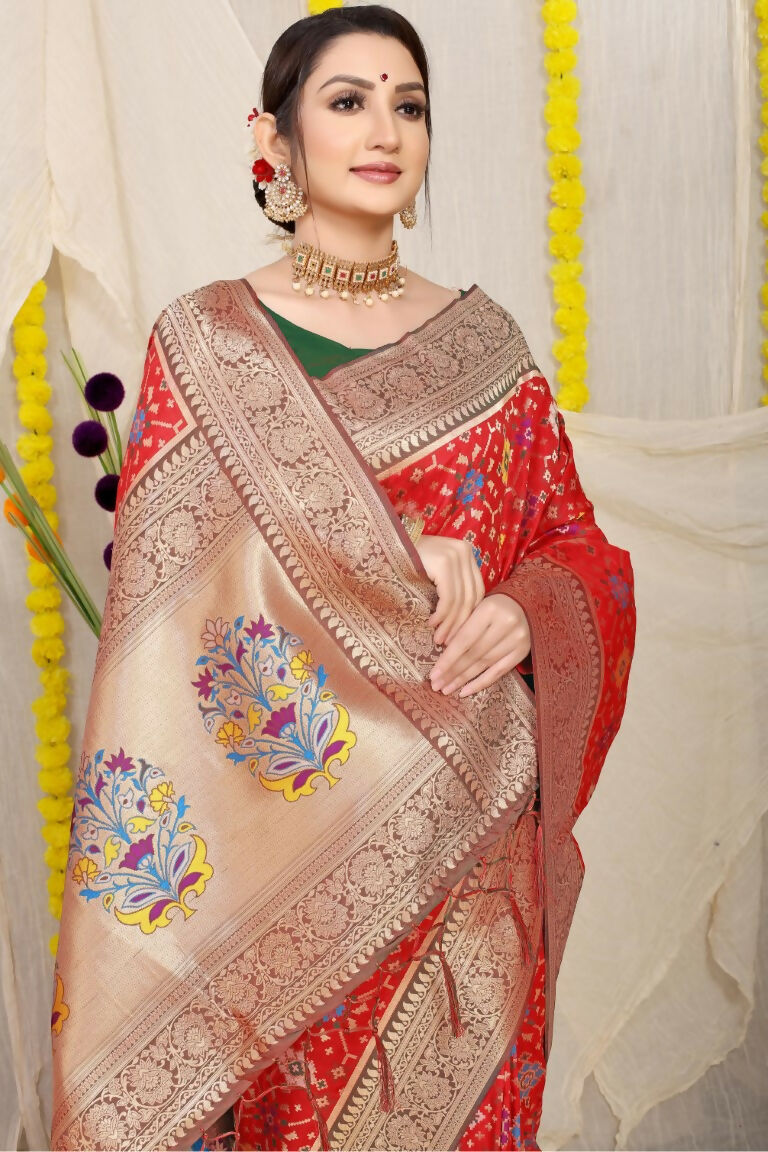 Jyoti Fashion Women's Red Patola Silk Zari Woven Saree with Blouse | Swadesiicart