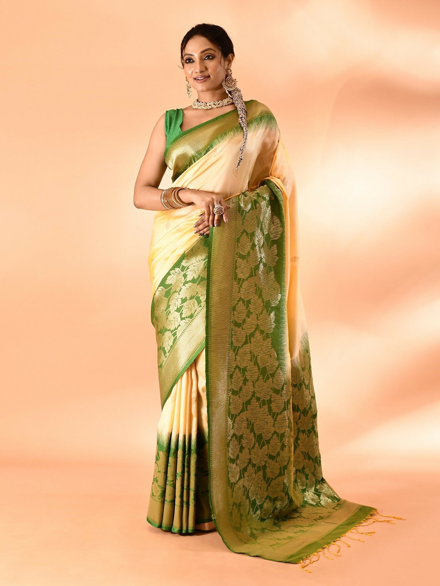 Joban Fashion Light Yellow & Parrot Green Plain With Weaving Border Banarasi Silk Sarees | Swadesiicart