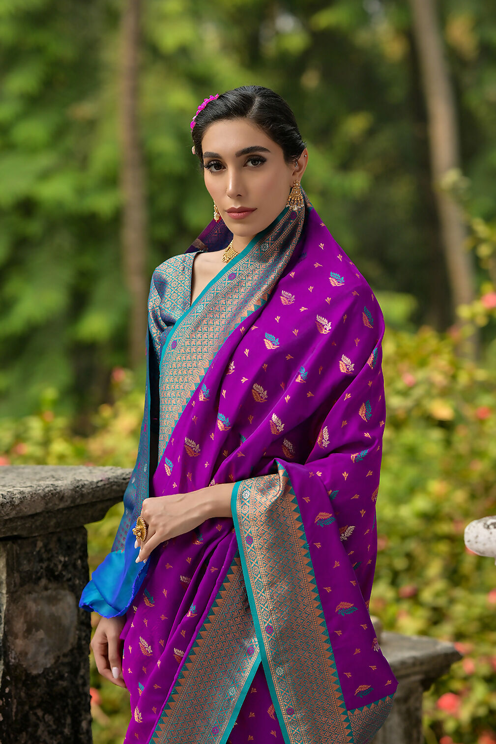 Vishnu Weaves Women's Wine Banarasi Silk Zari Woven Saree with Blouse - Swadesiicart