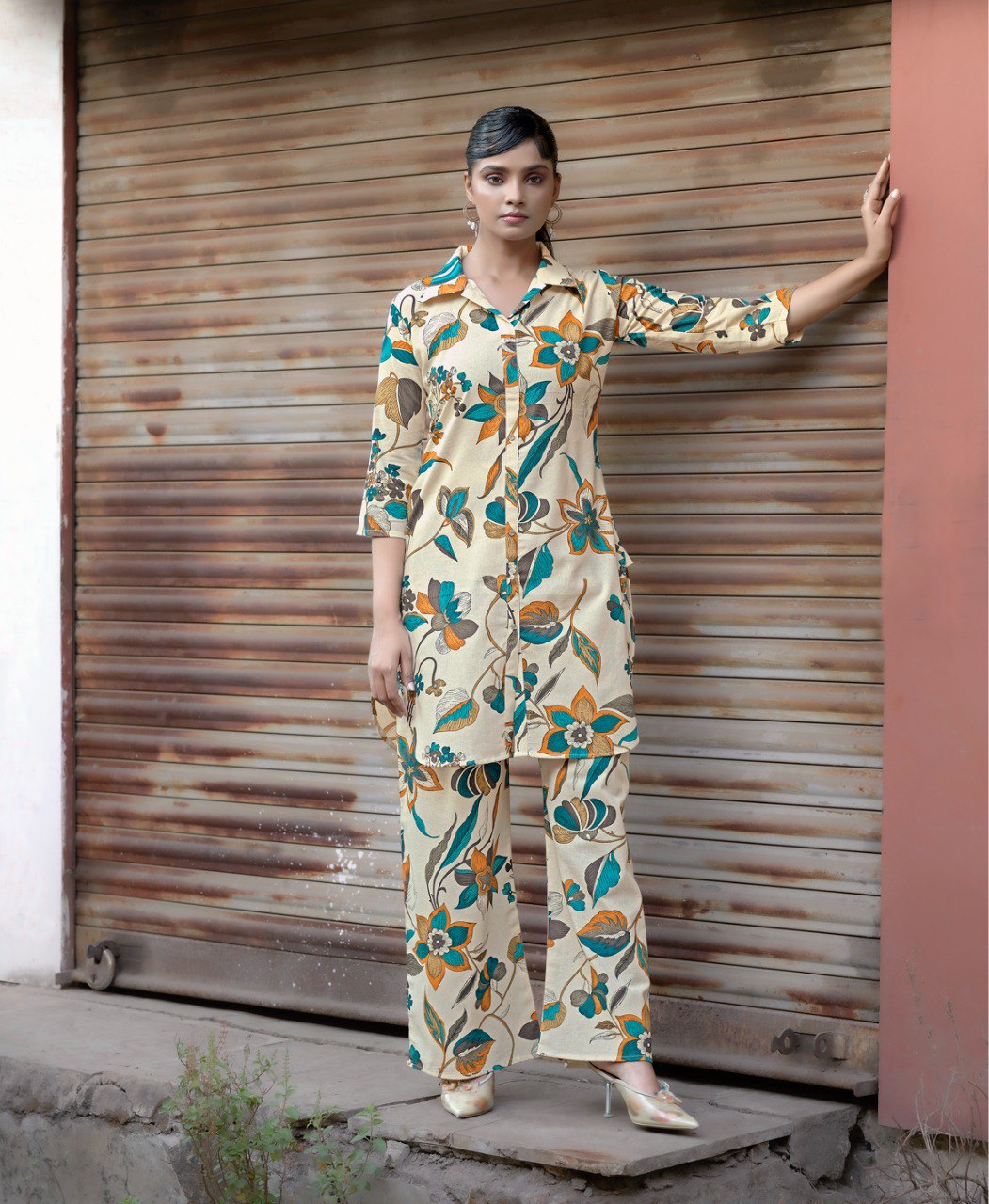 Prazu Fashion Cream Khadi Cotton Floral Printed Co-Ord Set - Swadesiicart